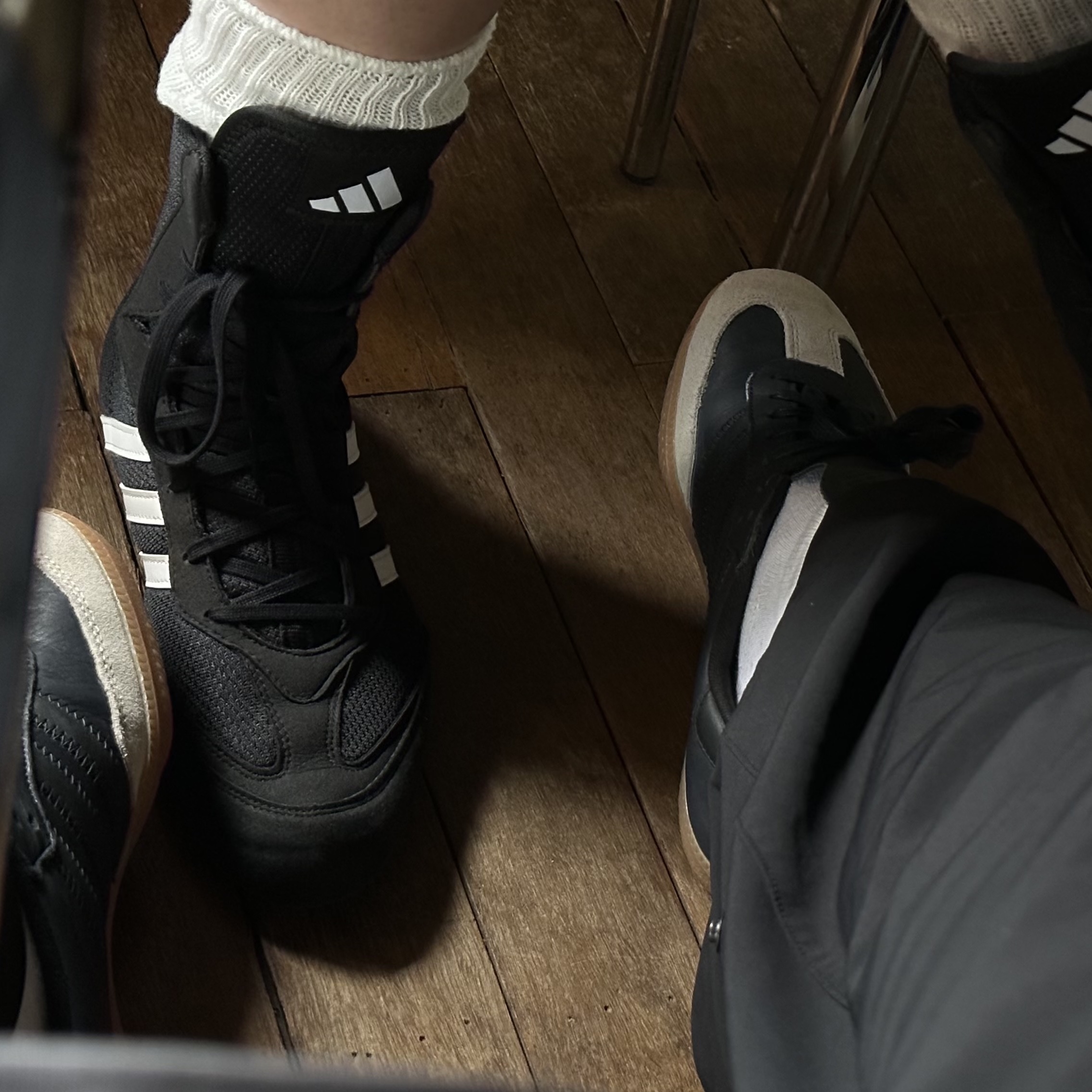 Adidas x Pharrell Williams Humanrace Samba Night Grey Core Black 착용 스타일 - 3