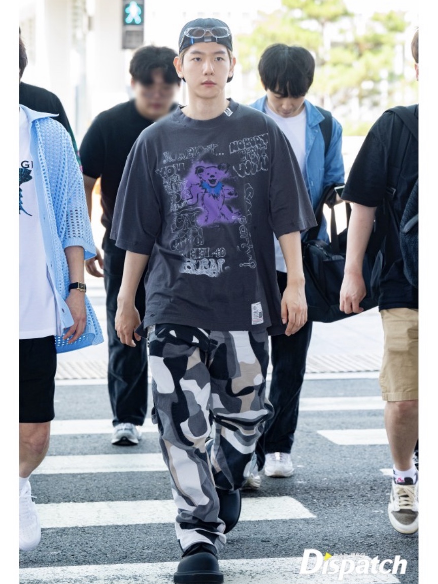 Maison Mihara Yasuhiro Distressed T-Shirt Black 착용 스타일