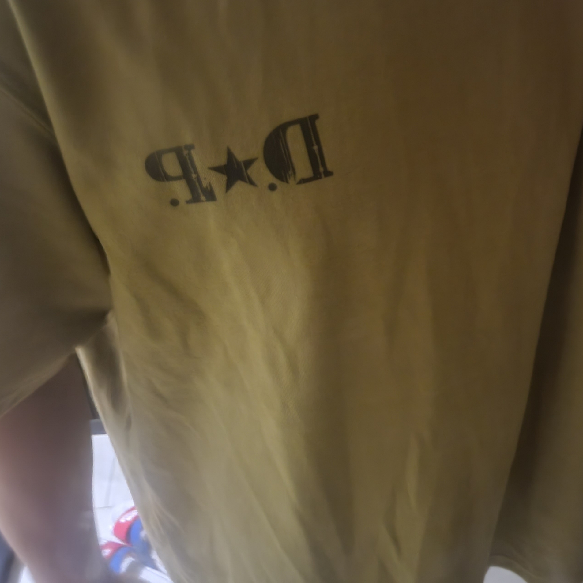 IAB Studio x D.P. T-Shirt Army Green, IAB Studio x D.P. T-Shirt Olive Green 착용 스타일 - 2