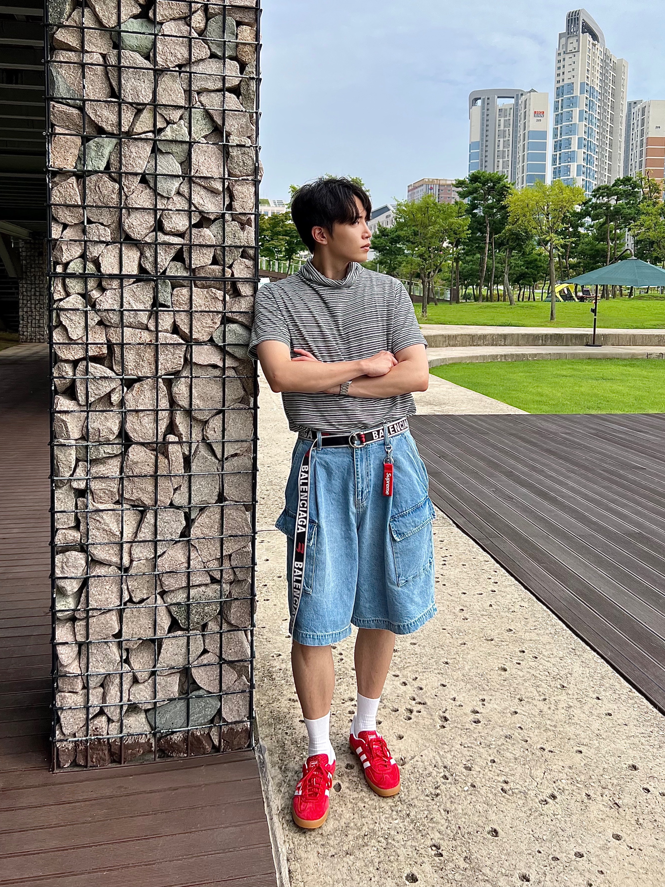 Balenciaga D Ring Belt Grey Red, Supreme Webbing Keychain Red - 23SS 착용 스타일 - 2