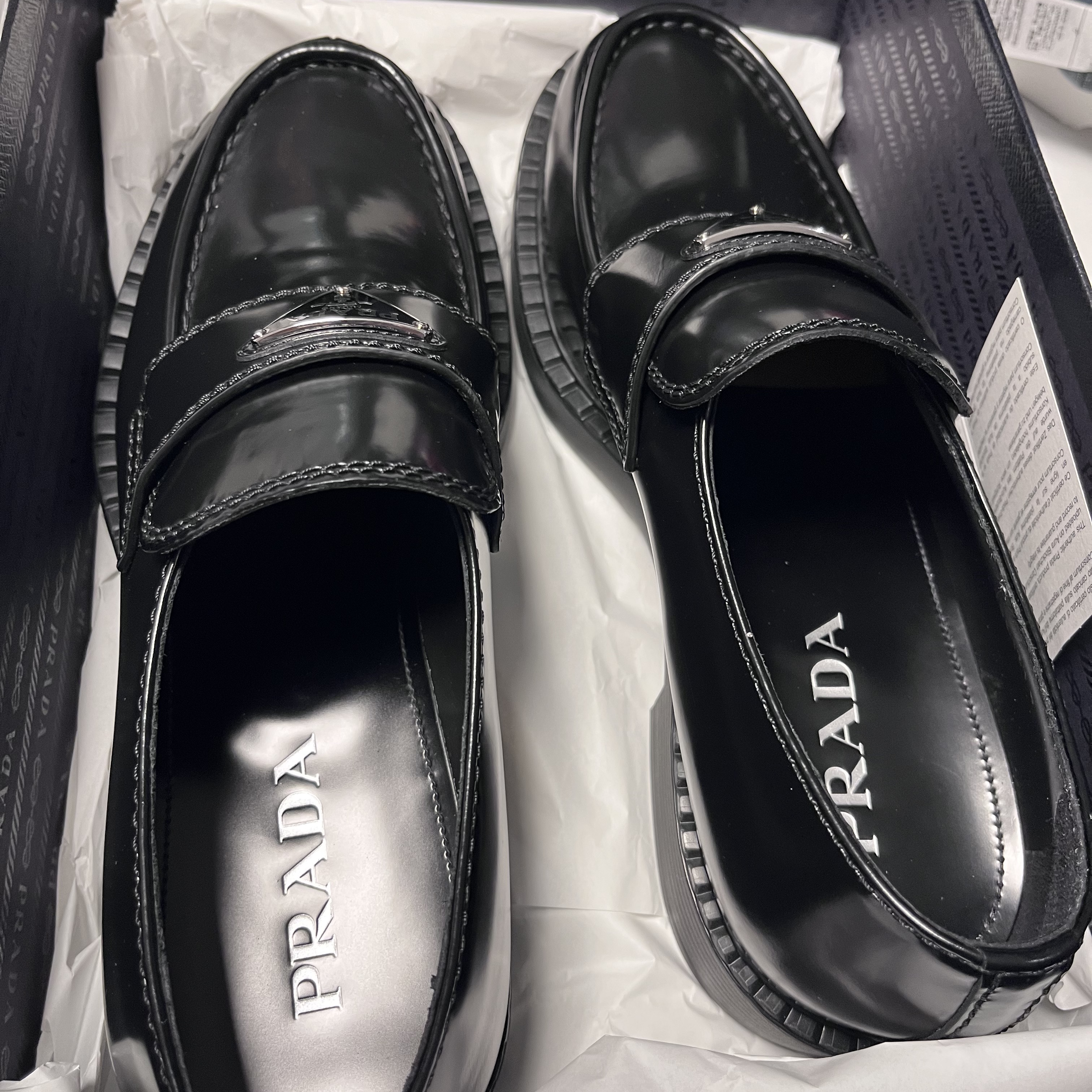 Prada Chocolate Brushed Leather Loafers Black 착용 스타일