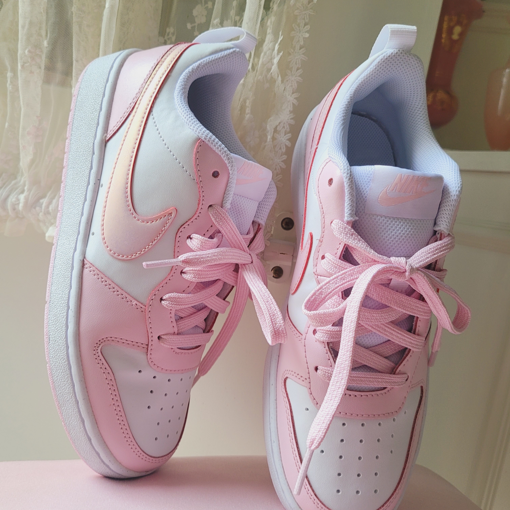 (GS) Nike Court Borough 2 SE White Pink Foam 착용 스타일 - 2