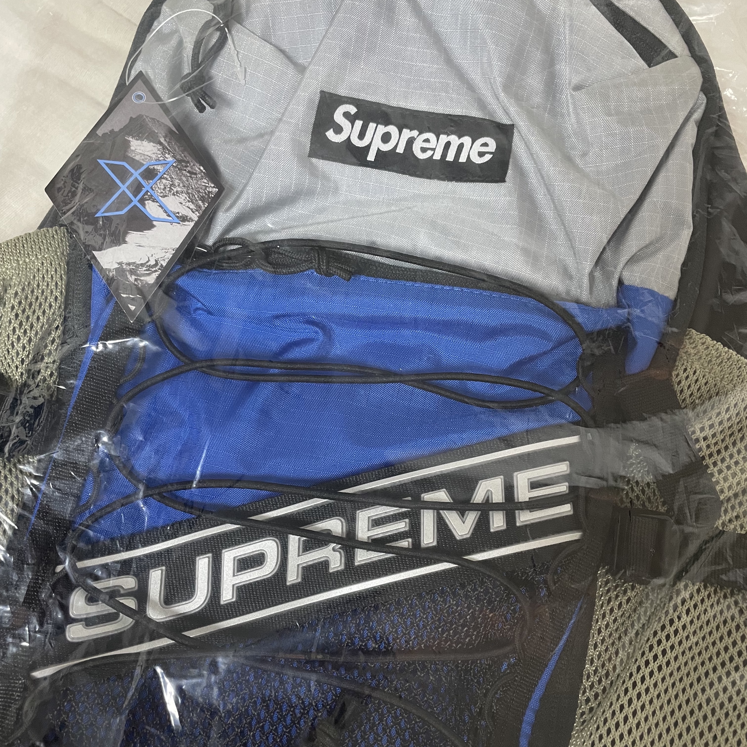Supreme Backpack Blue - 23FW 착용 스타일