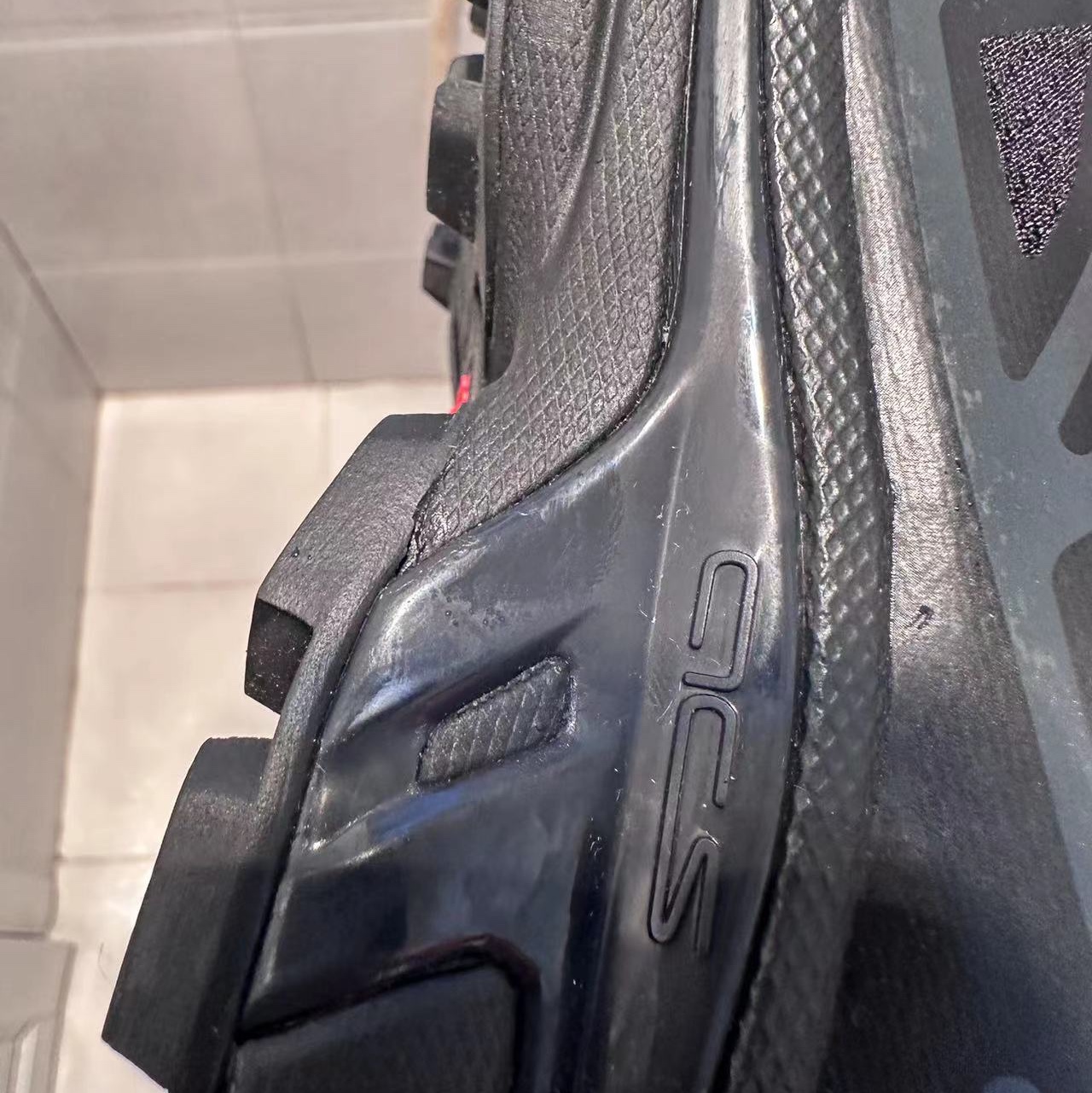 Salomon XT-6 ADV Black 착용 스타일 - 2