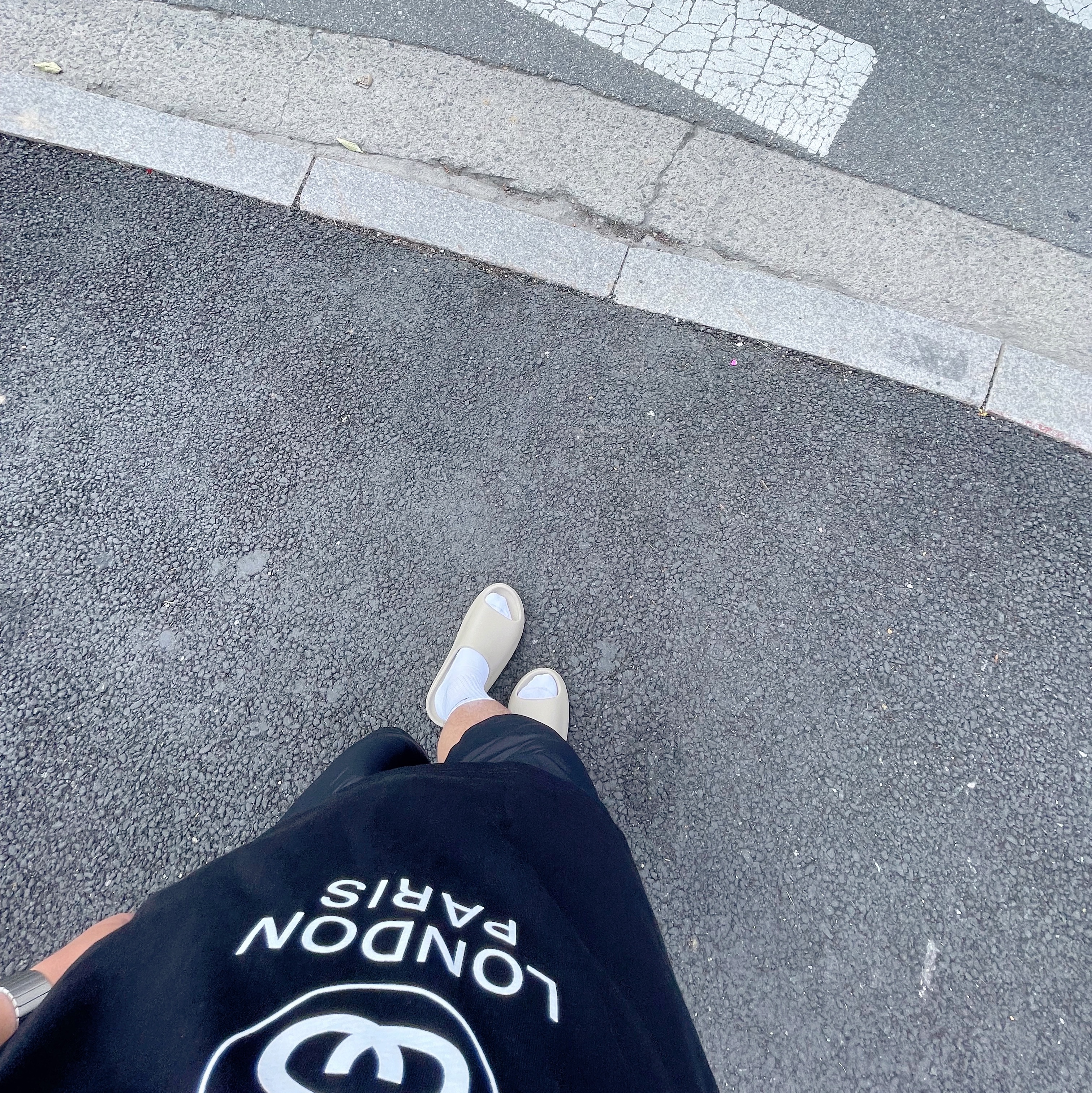 Stussy World Tour T-Shirt Black 2023, Stussy Stock Water Shorts Black 착용 스타일
