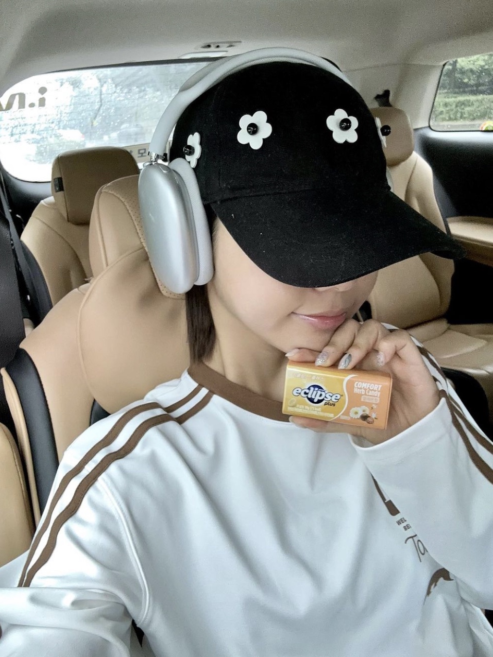 Apple AirPods Max Lightning Silver (Korean Ver.) 착용 스타일