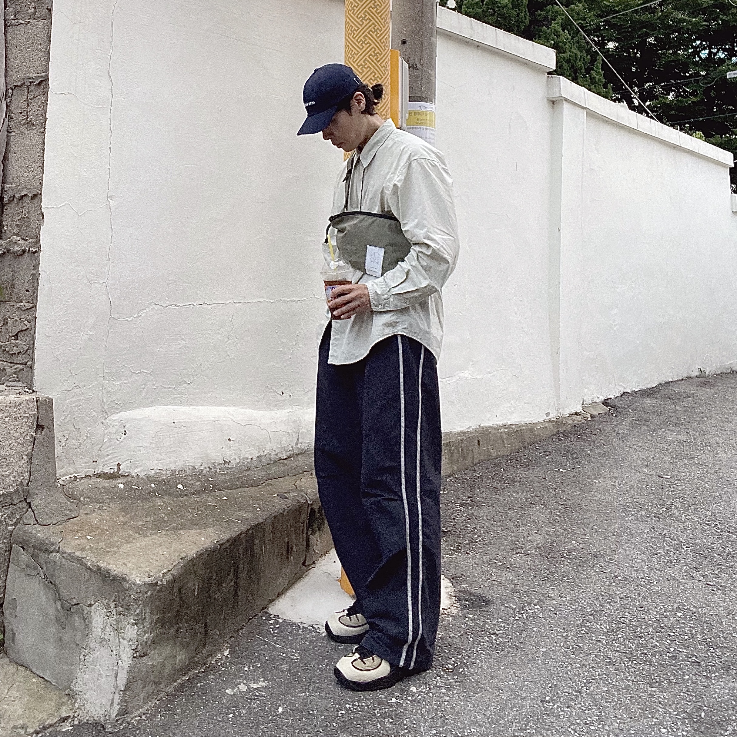 Nike x Stussy Air Penny II Rattan and Limestone 착용 스타일 - 3