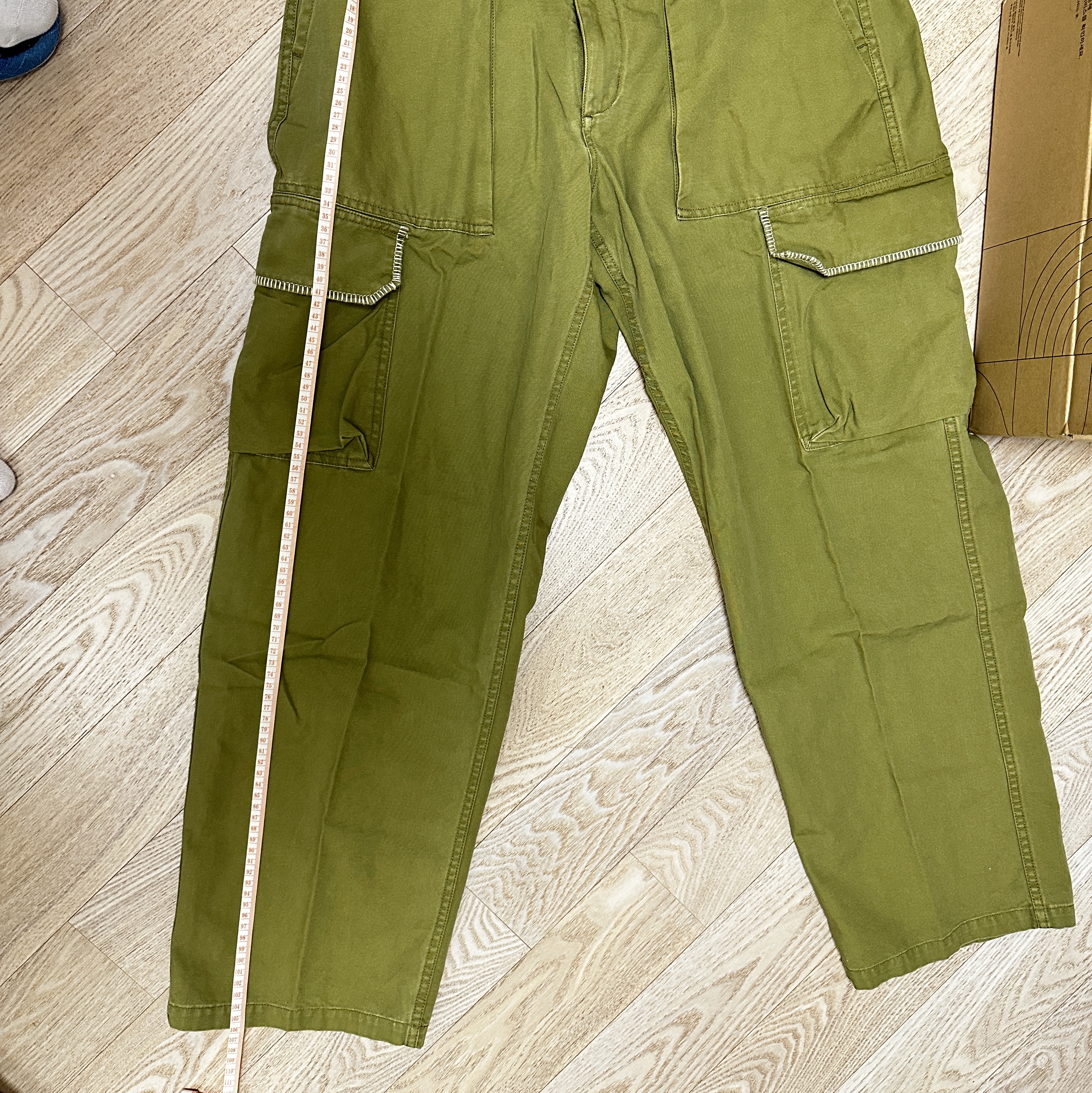 Jordan x Bephies Beauty Supply x Union Cargo Pants Pilgrim (FD4248-378) 착용 스타일 - 4