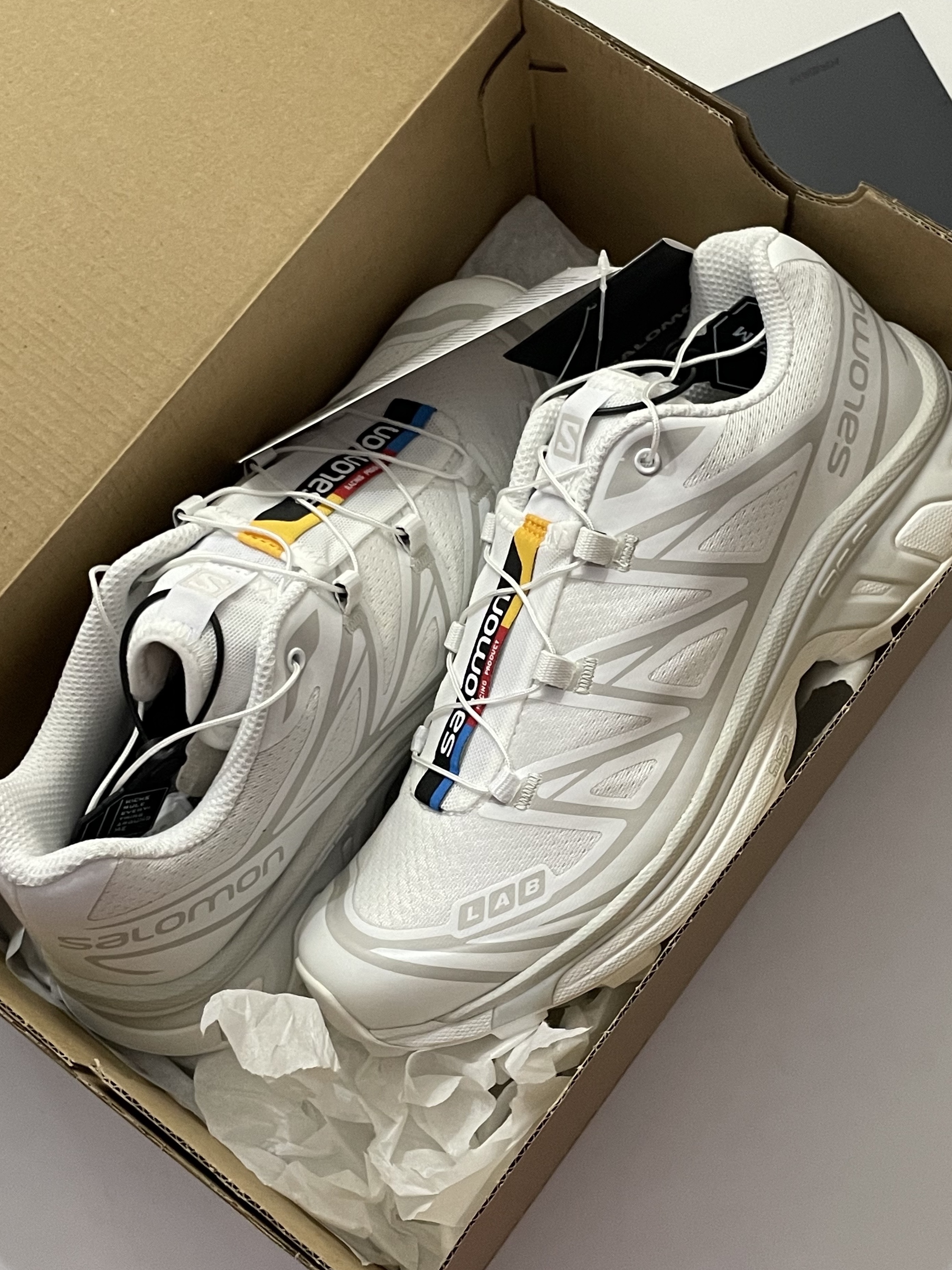 Salomon XT-6 ADV White 착용 스타일