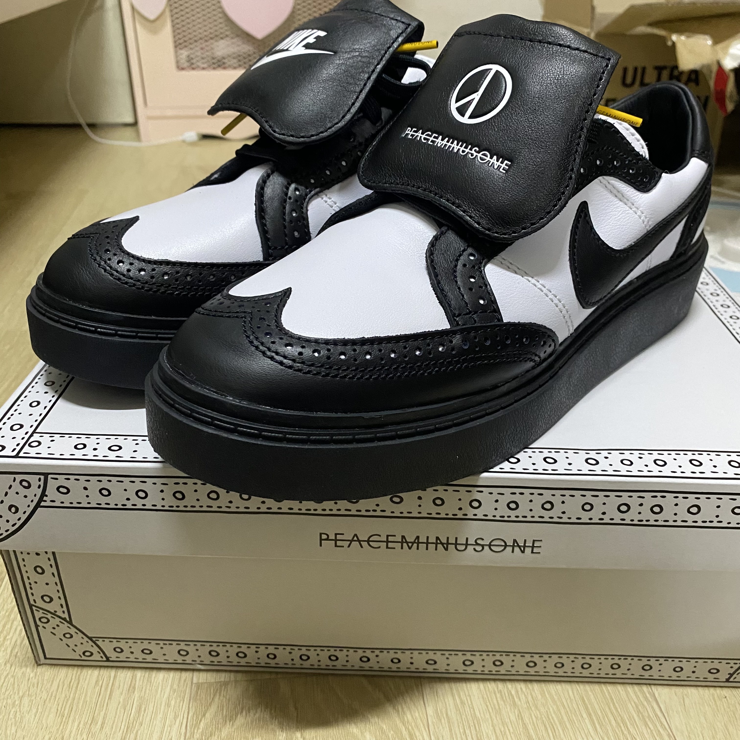 Nike x Peaceminusone Kwondo1 Black and White 착용 스타일 - 1