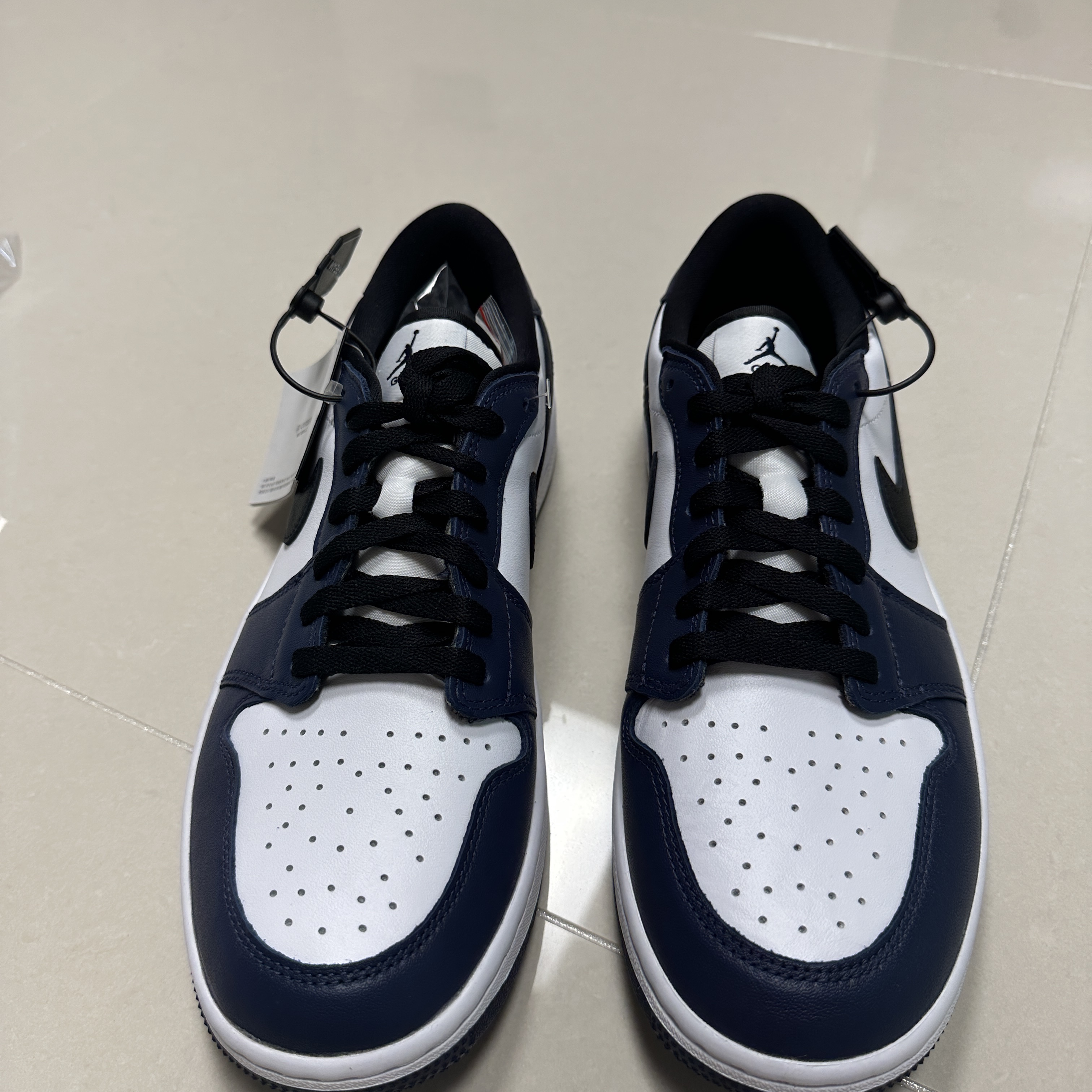 Jordan 1 Low Golf Midnight Navy 착용 스타일 - 1