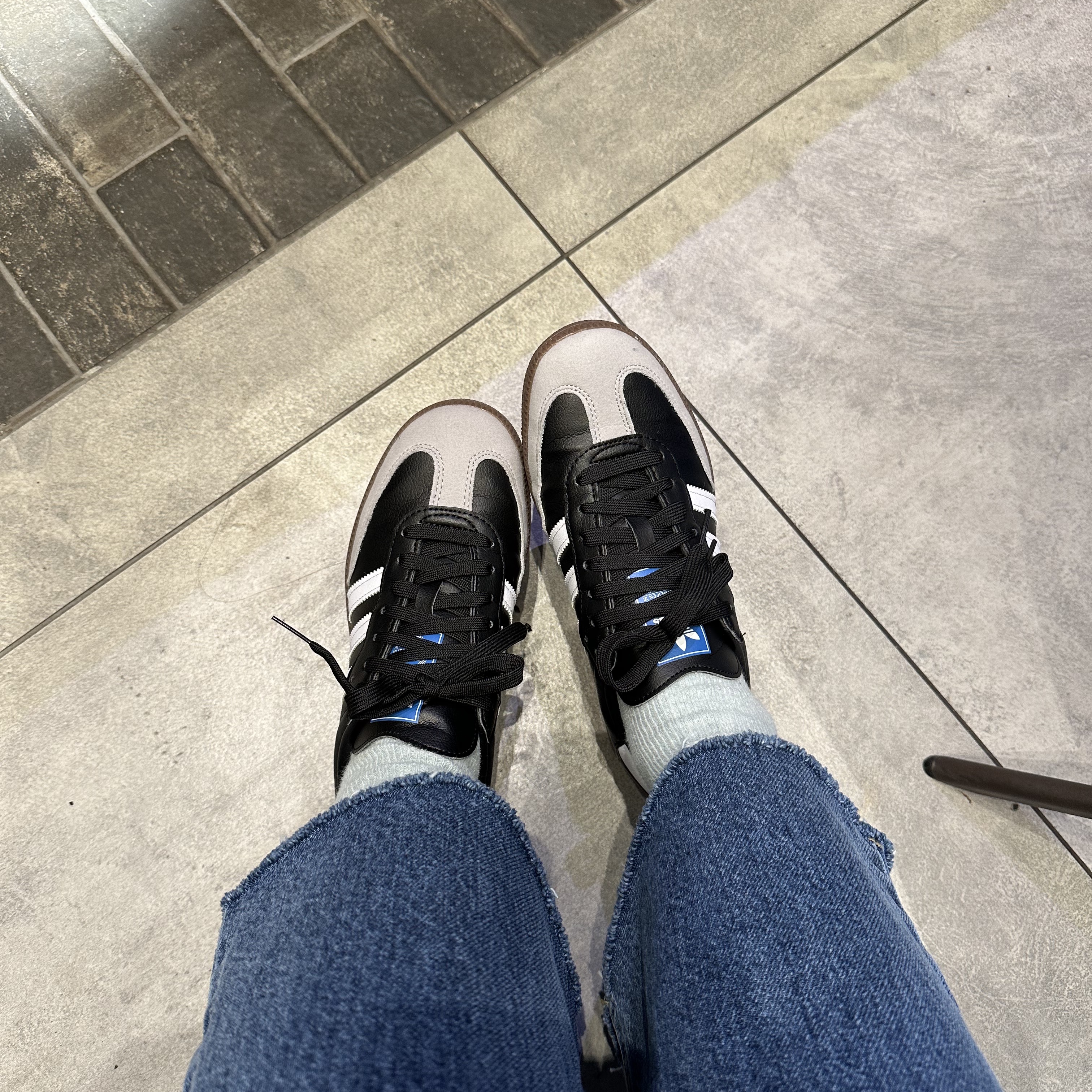 Adidas Samba Vegan Black White 착용 스타일