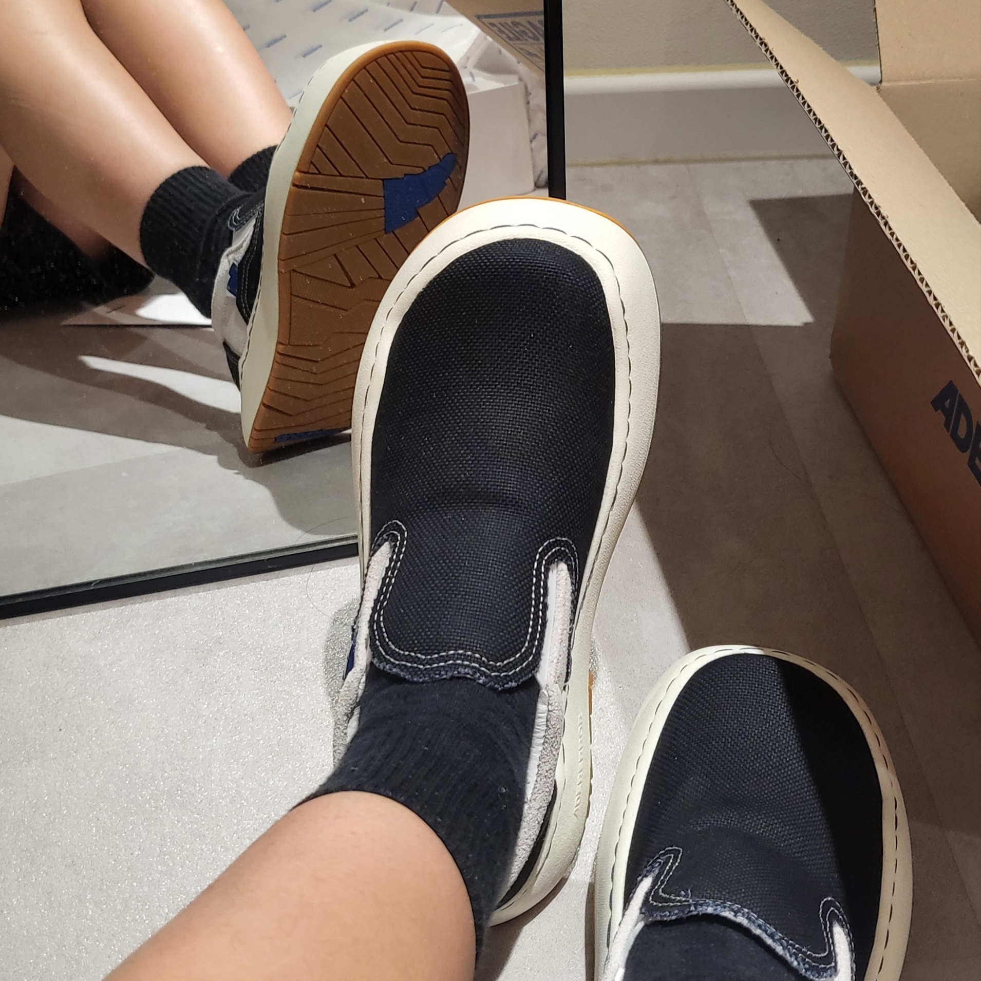 Ader Error Log; Lad Noir 착용 스타일
