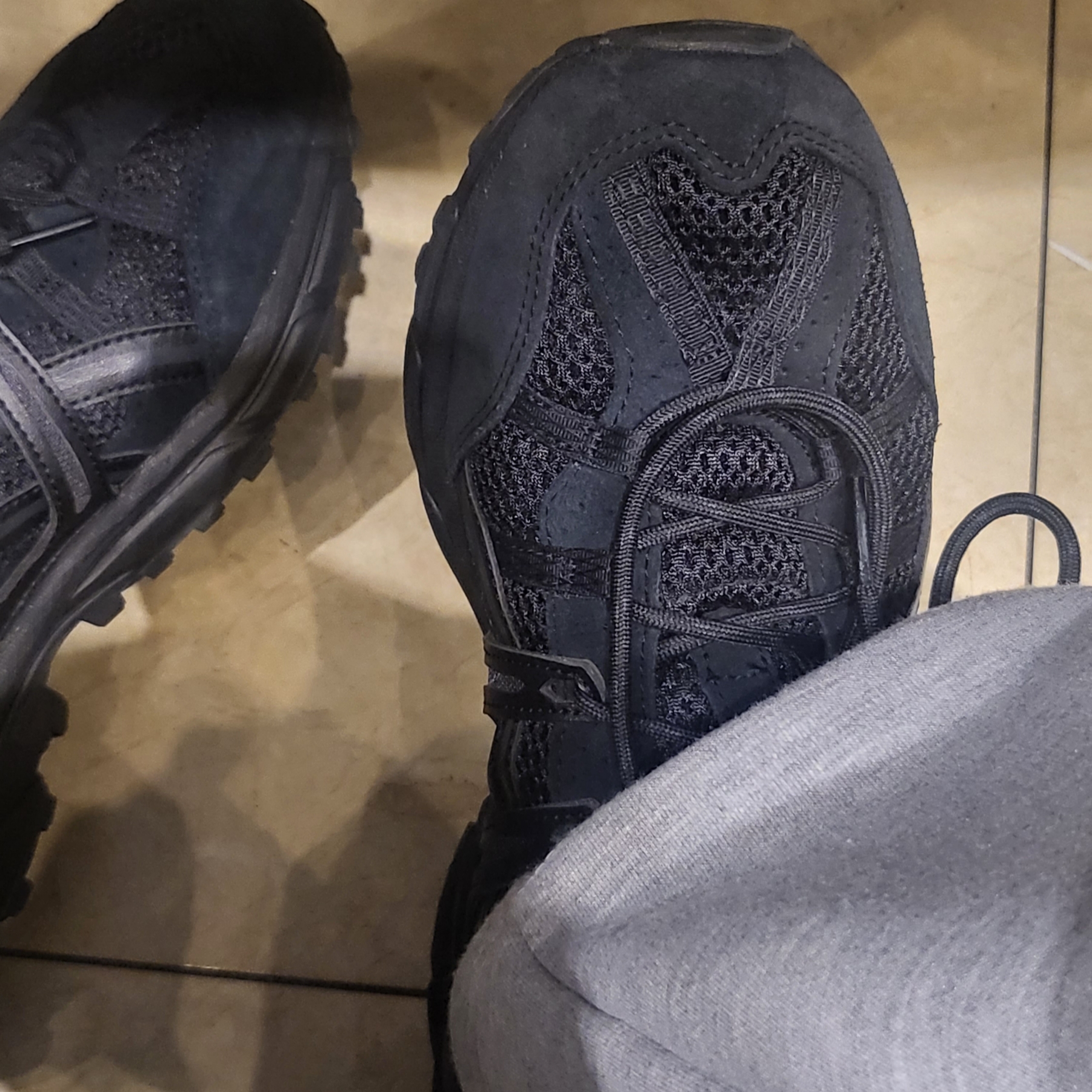 Asics Gel-Sonoma 15-50 Black 착용 스타일