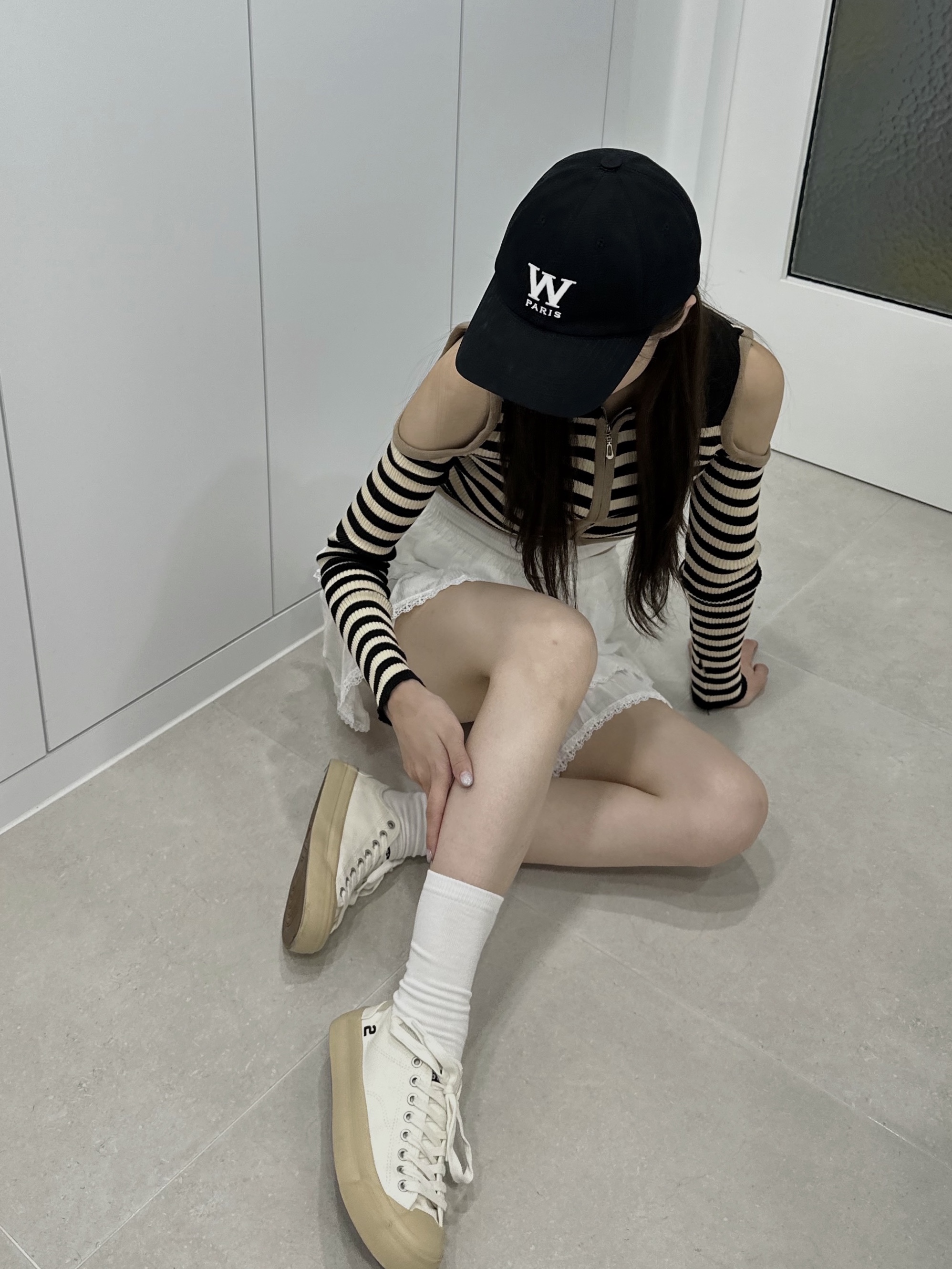Wooyoungmi W Patch Ball Cap Black - 23SS 착용 스타일 - 2