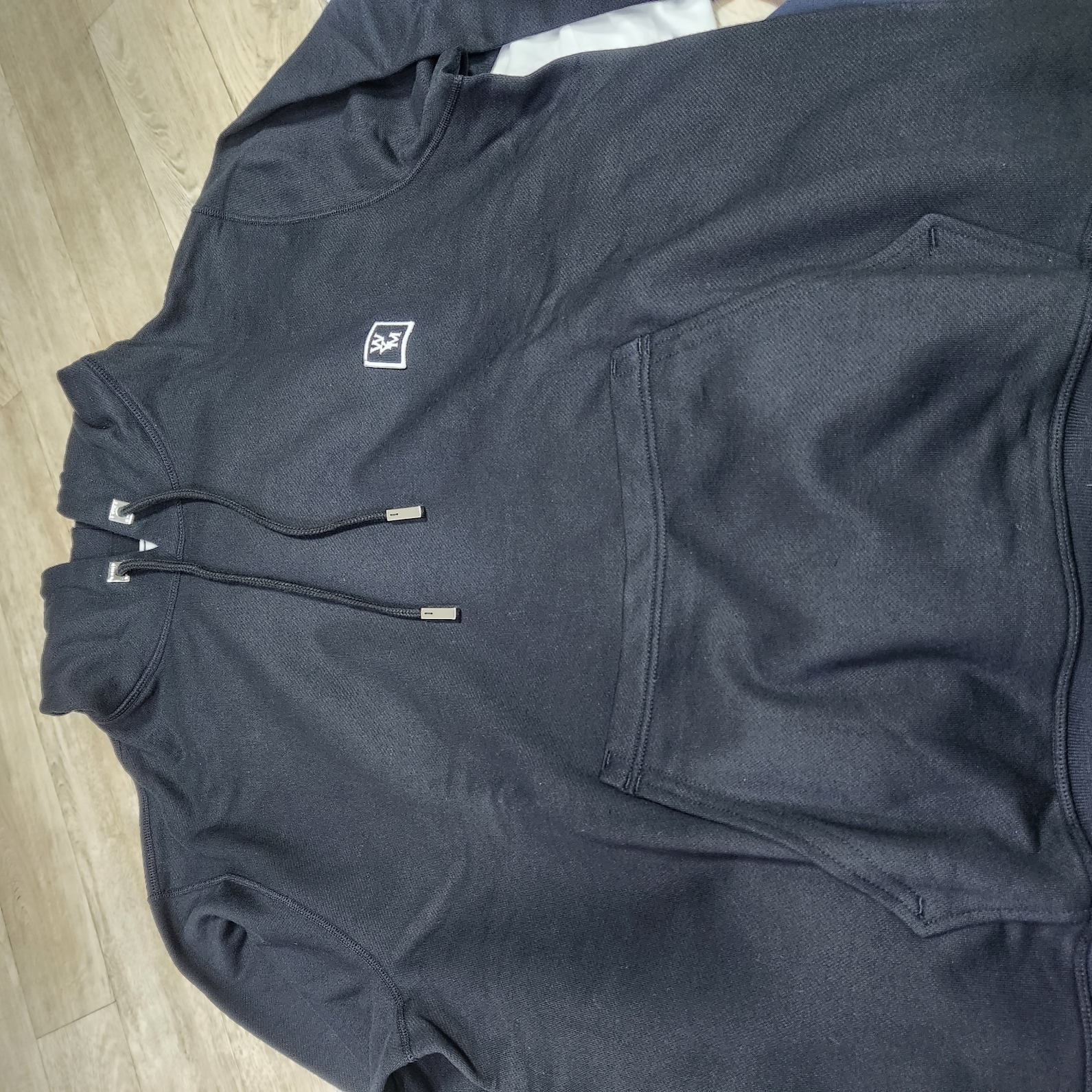 Wooyoungmi Cotton Back Logo Hooded Sweatshirt Black - 23SS 착용 스타일 - 3
