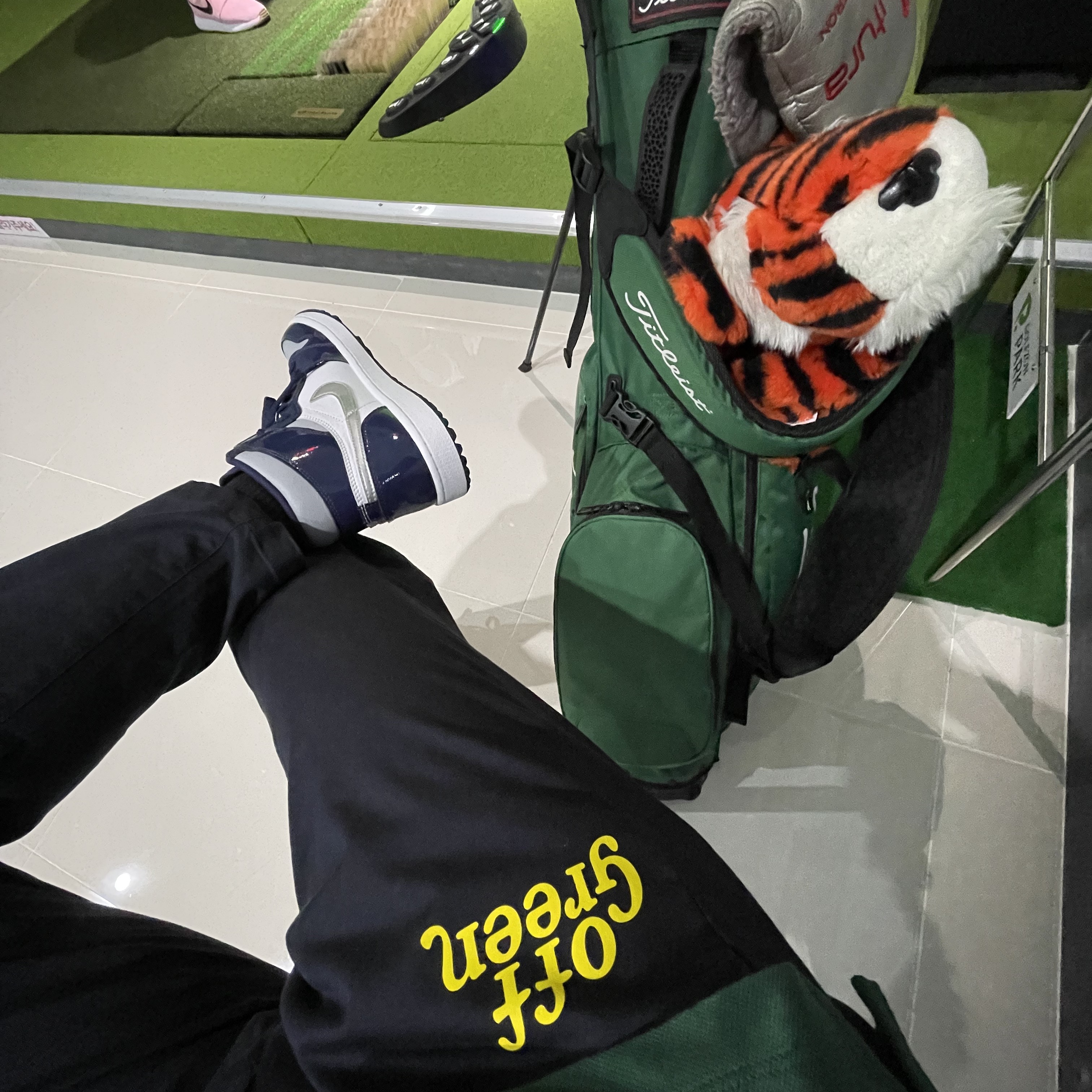 Jordan 1 High Golf Midnight Navy 착용 스타일 - 1