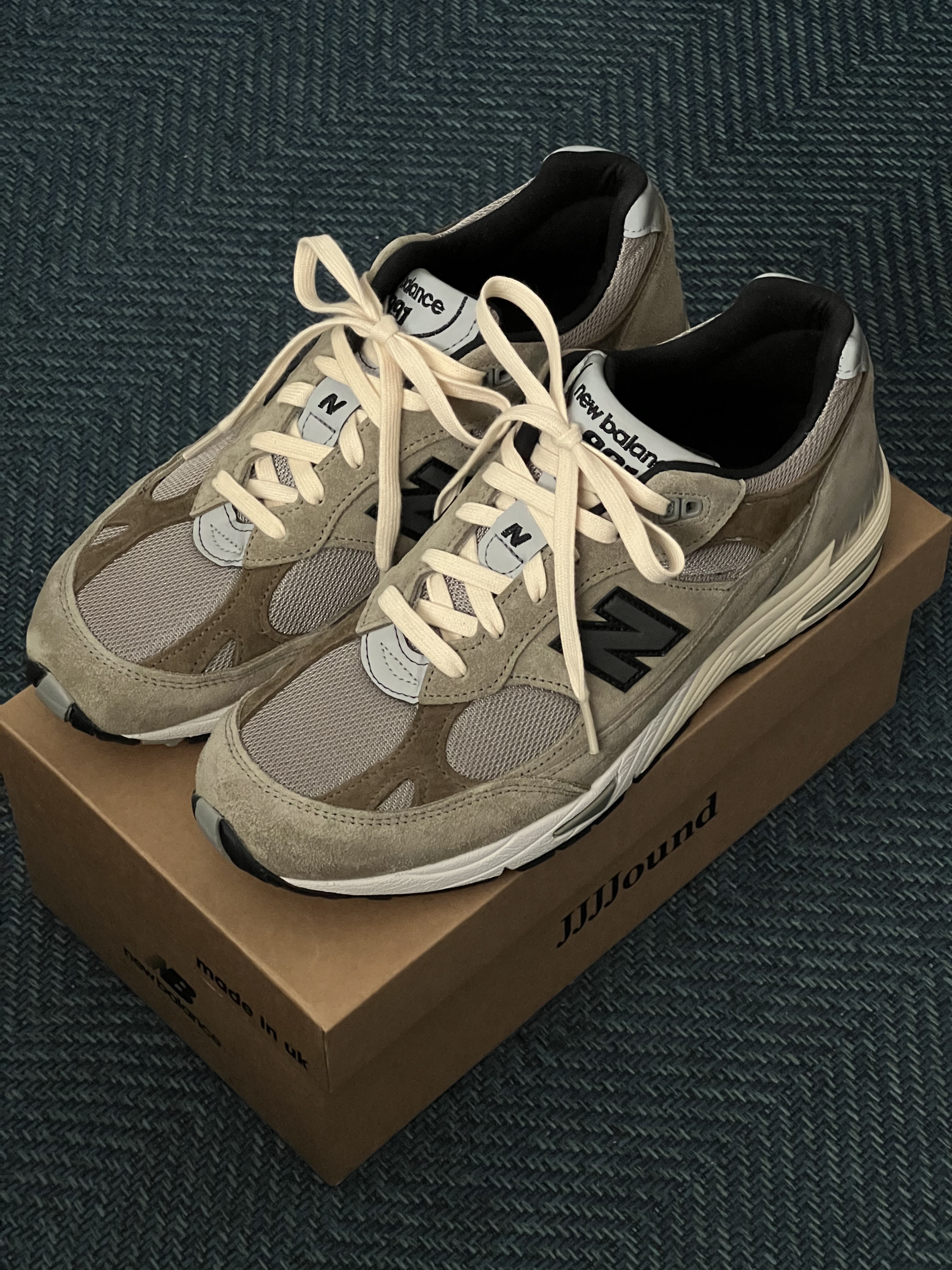 New Balance x JJJJound 991 Made in UK Grey 착용 스타일 - 1