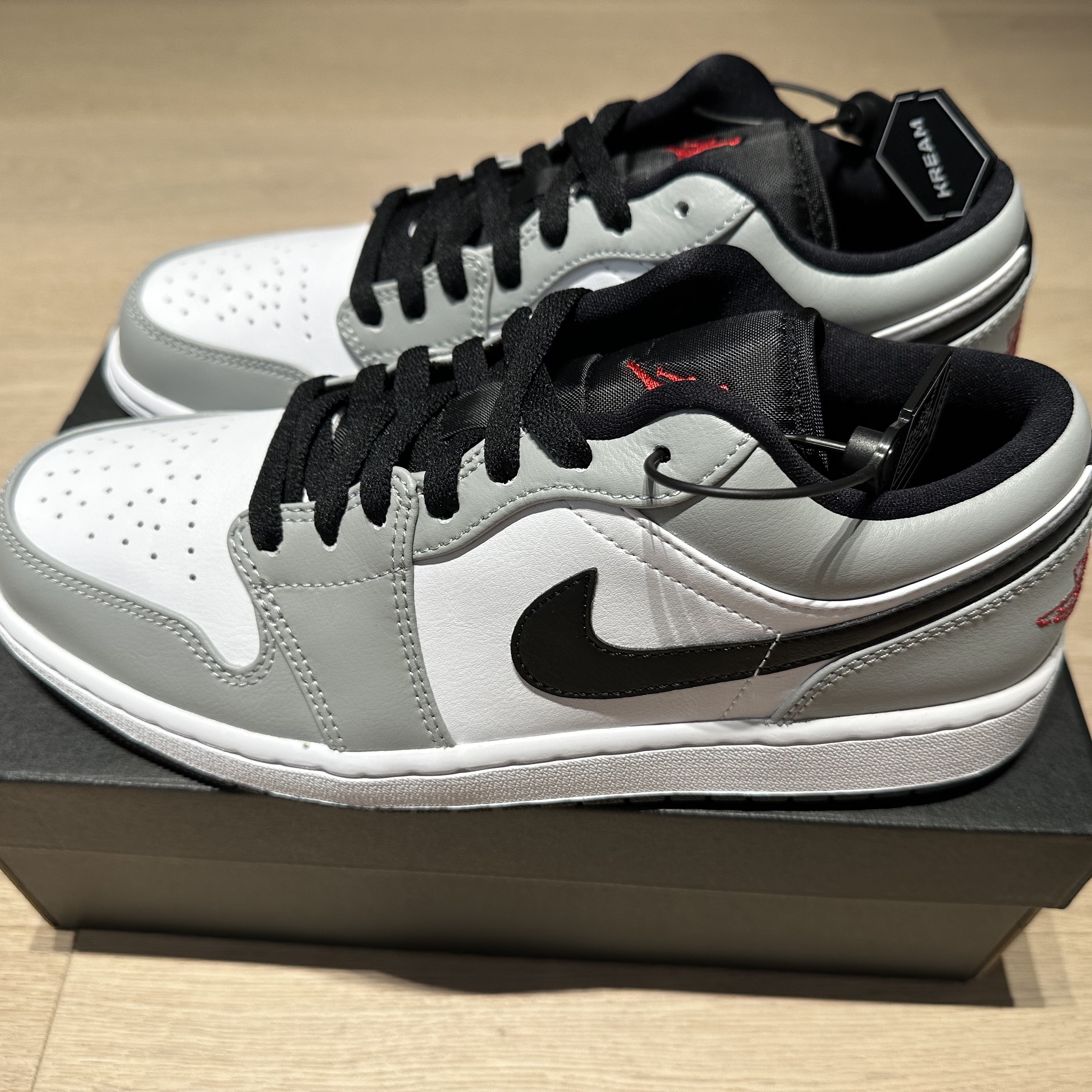 Jordan 1 Low Light Smoke Grey 착용 스타일 - 1