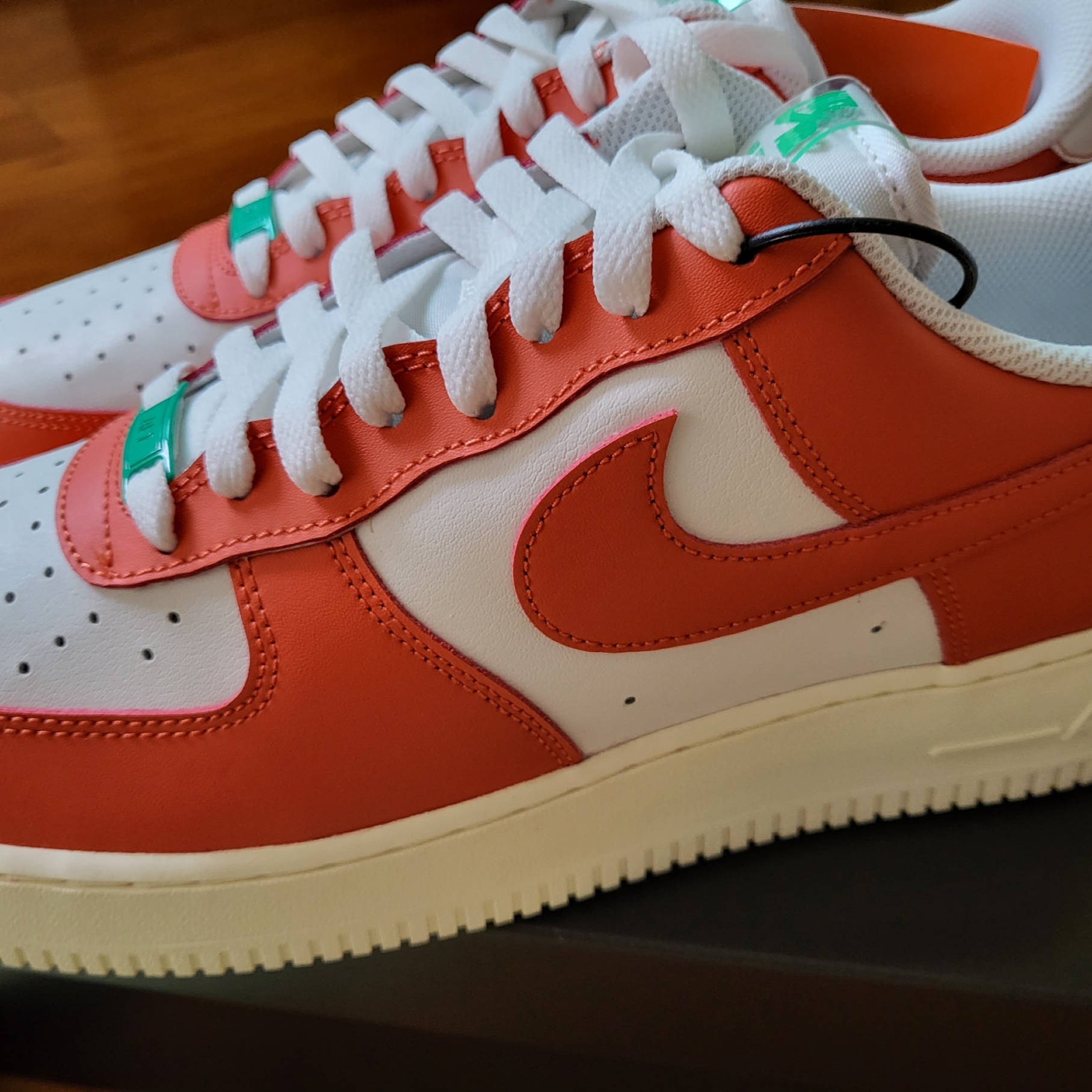 Nike Air Force 1 '07 LV8 Pojangmacha 착용 스타일 - 2