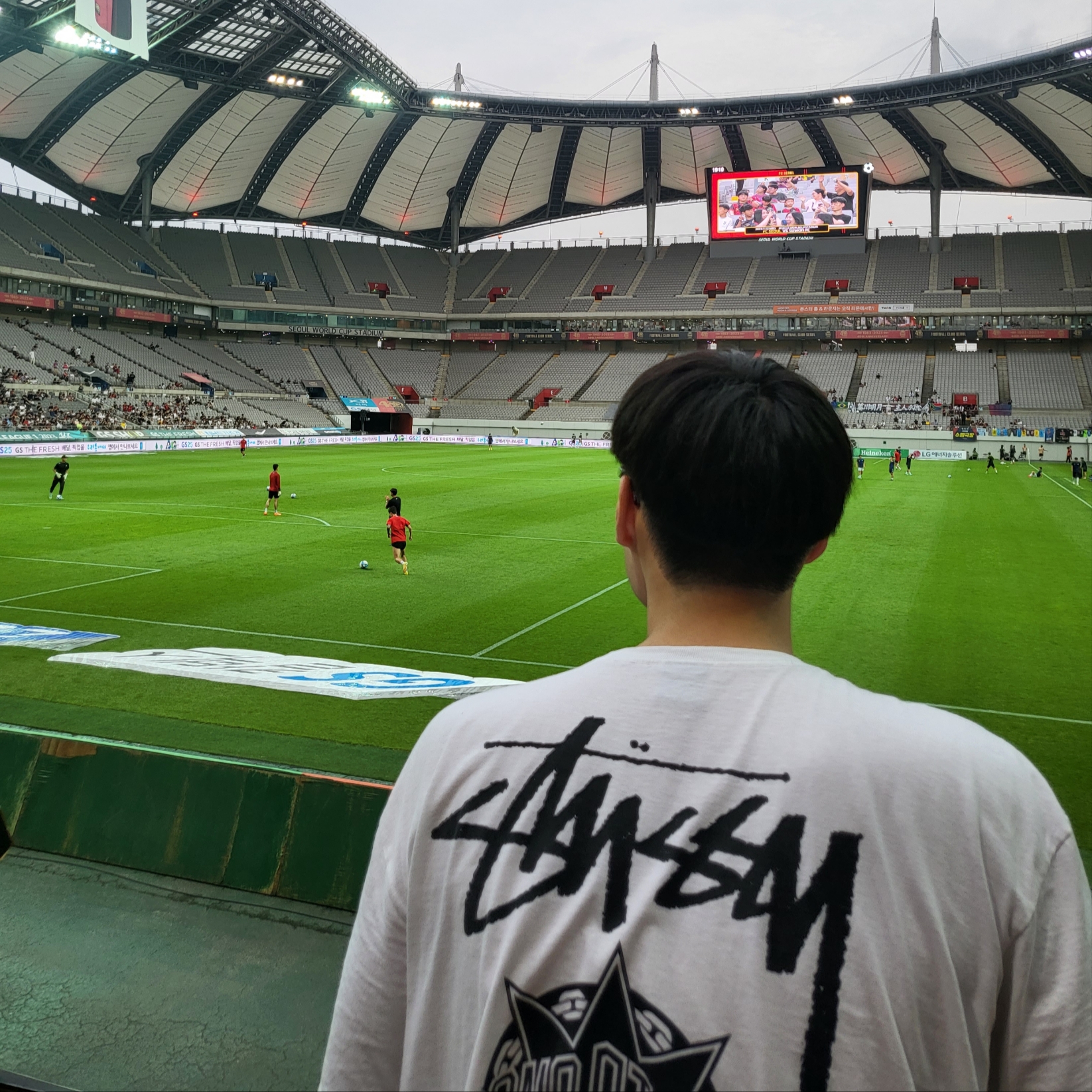 Stussy x Gang Starr Take It Personal T-Shirt White 착용 스타일