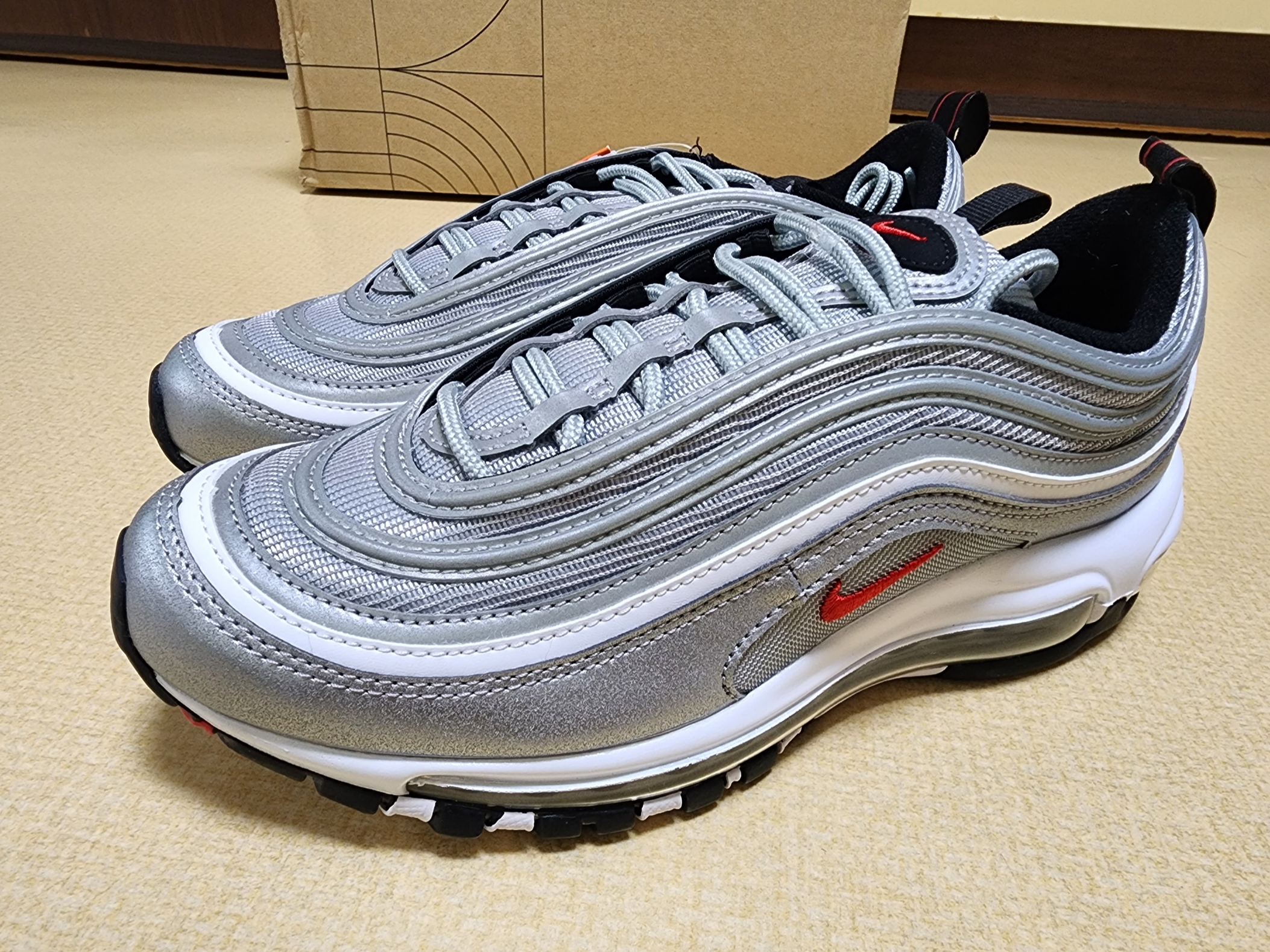 (W) Nike Air Max 97 OG Silver Bullet 2022 착용 스타일 - 4