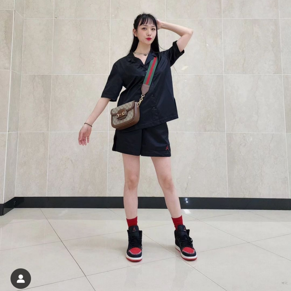 Jordan 1 Mid SE Siempre Familia 착용 스타일