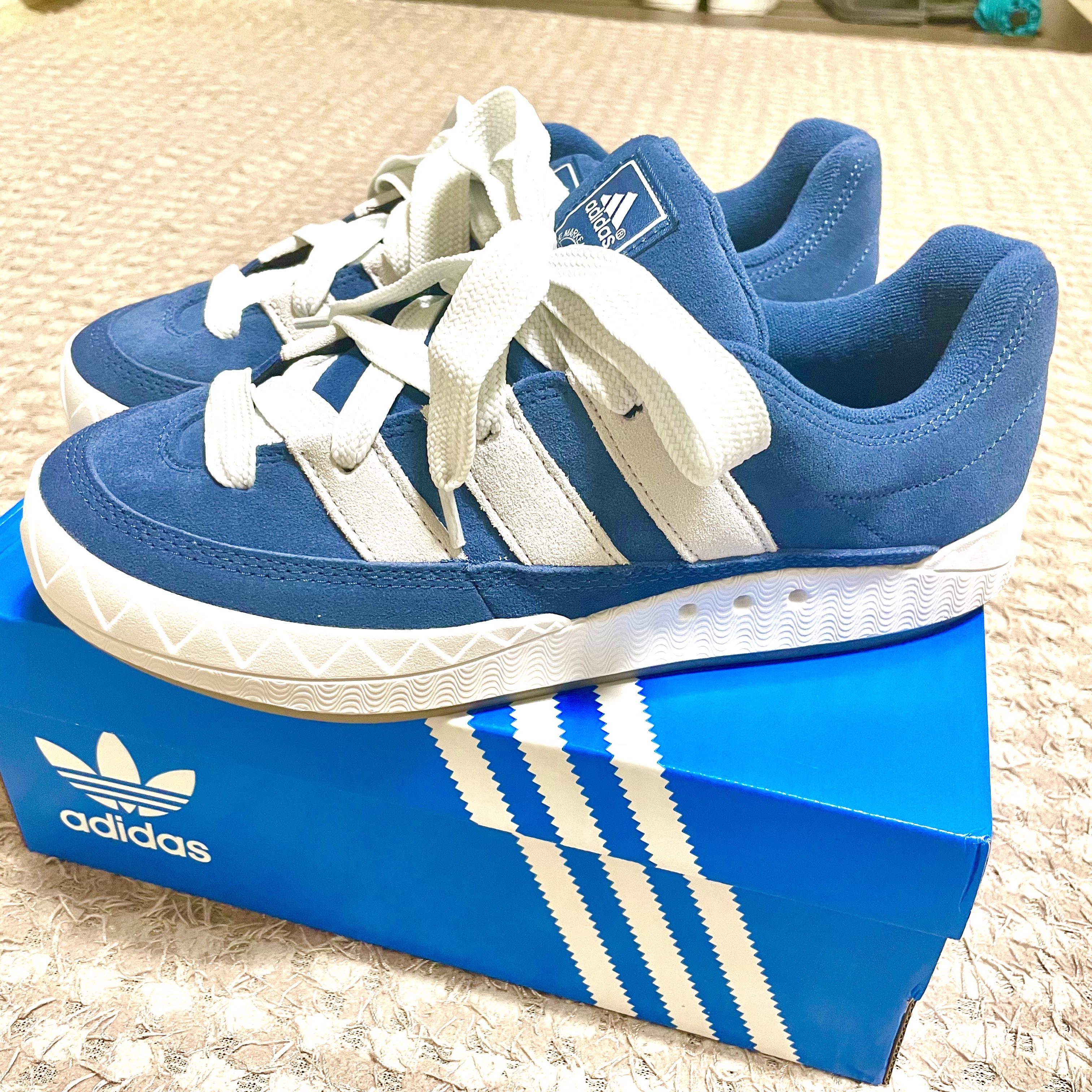 Adidas Adimatic Night Marin 착용 스타일