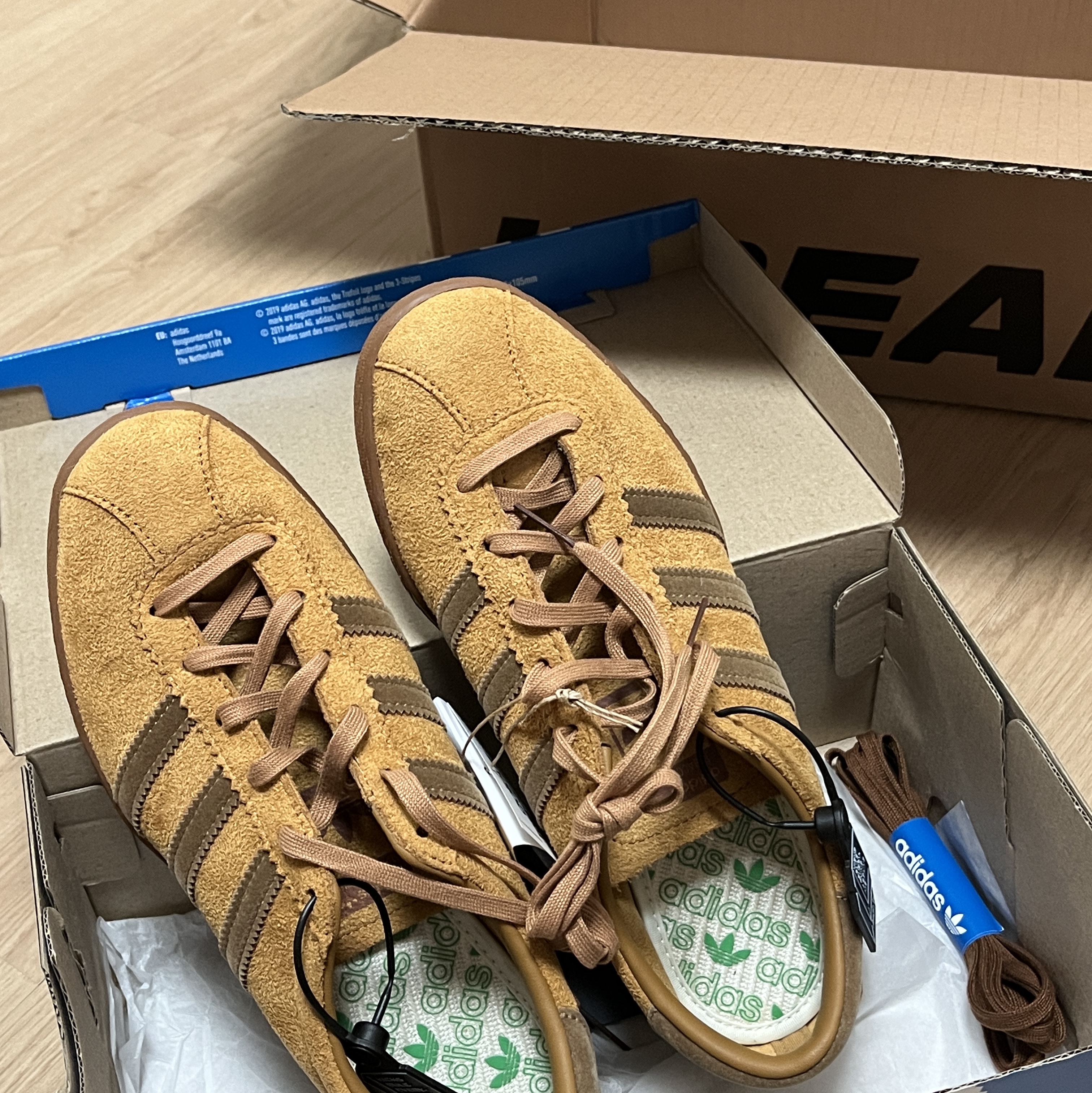 Adidas Tobacco Gruen Mesa Brown Desert 착용 스타일 - 2