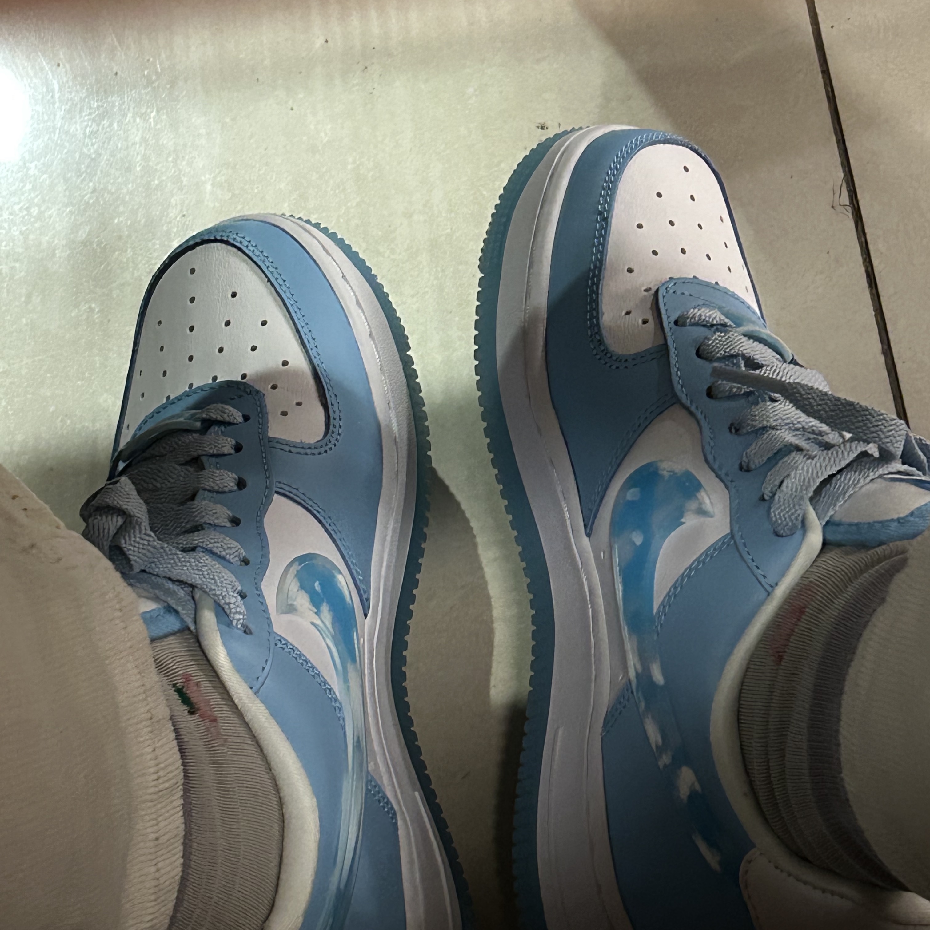 (W) Nike Air Force 1 '07 LX Celestine Blue 착용 스타일 - 2
