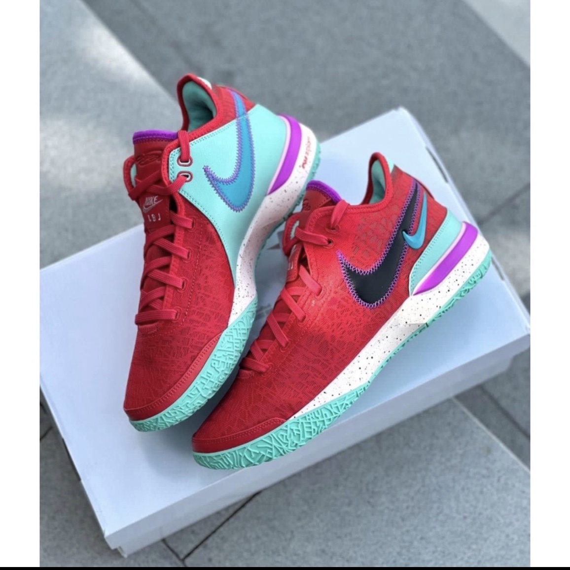 Nike LeBron NXXT Gen EP Track Red Black 착용 스타일