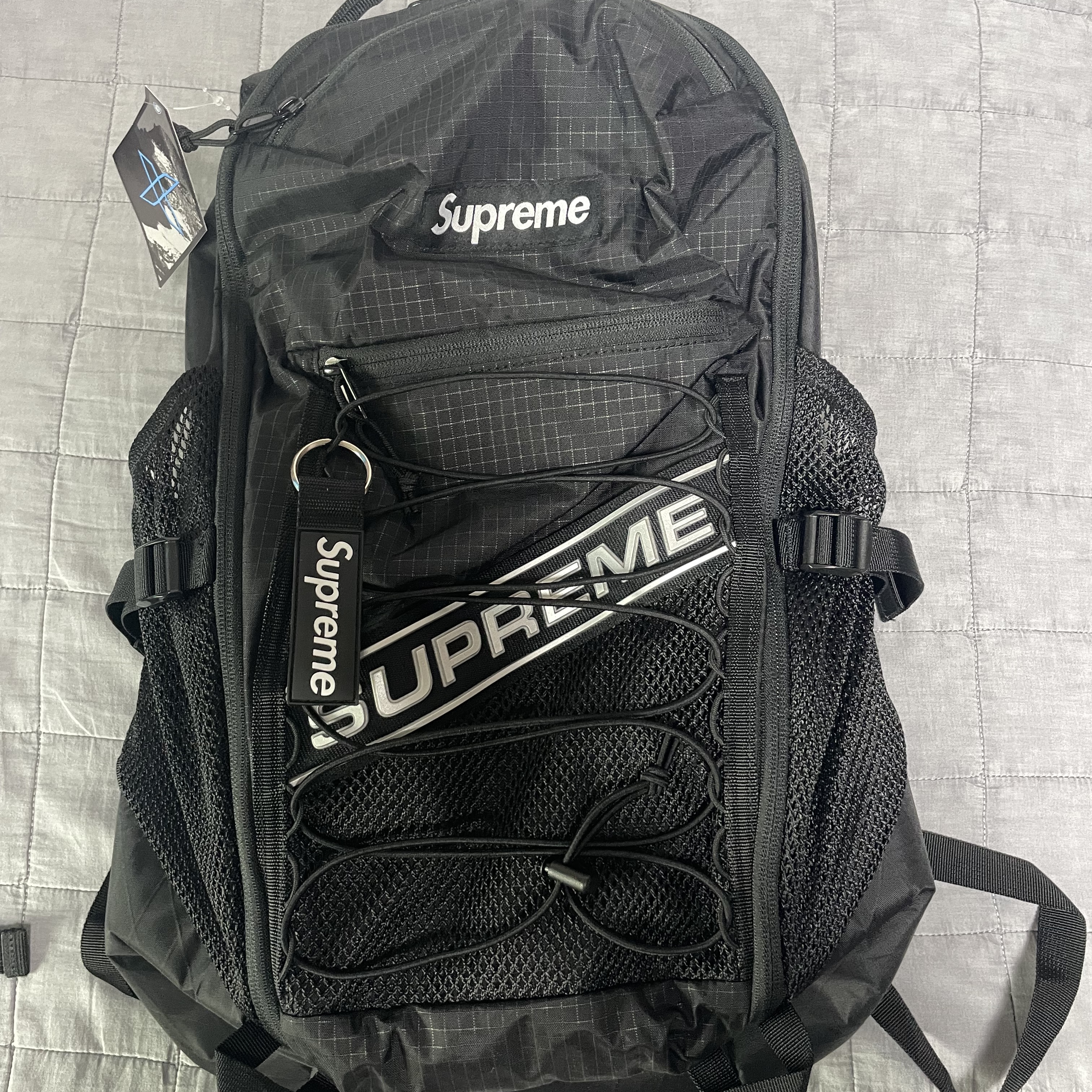 Supreme Backpack Black - 23FW 착용 스타일 - 5