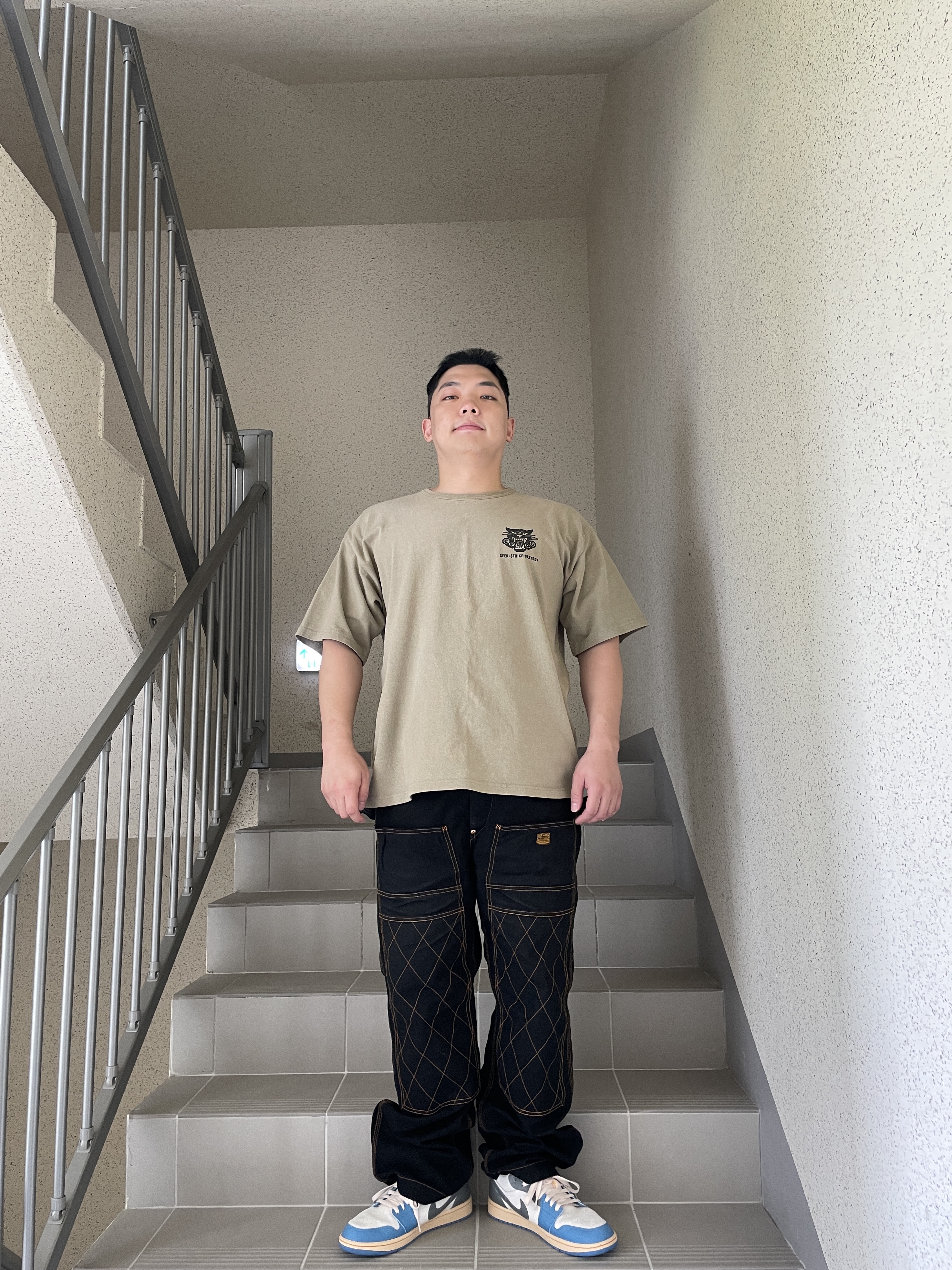 Jordan 1 Low SE Tokyo 96 착용 스타일 - 2