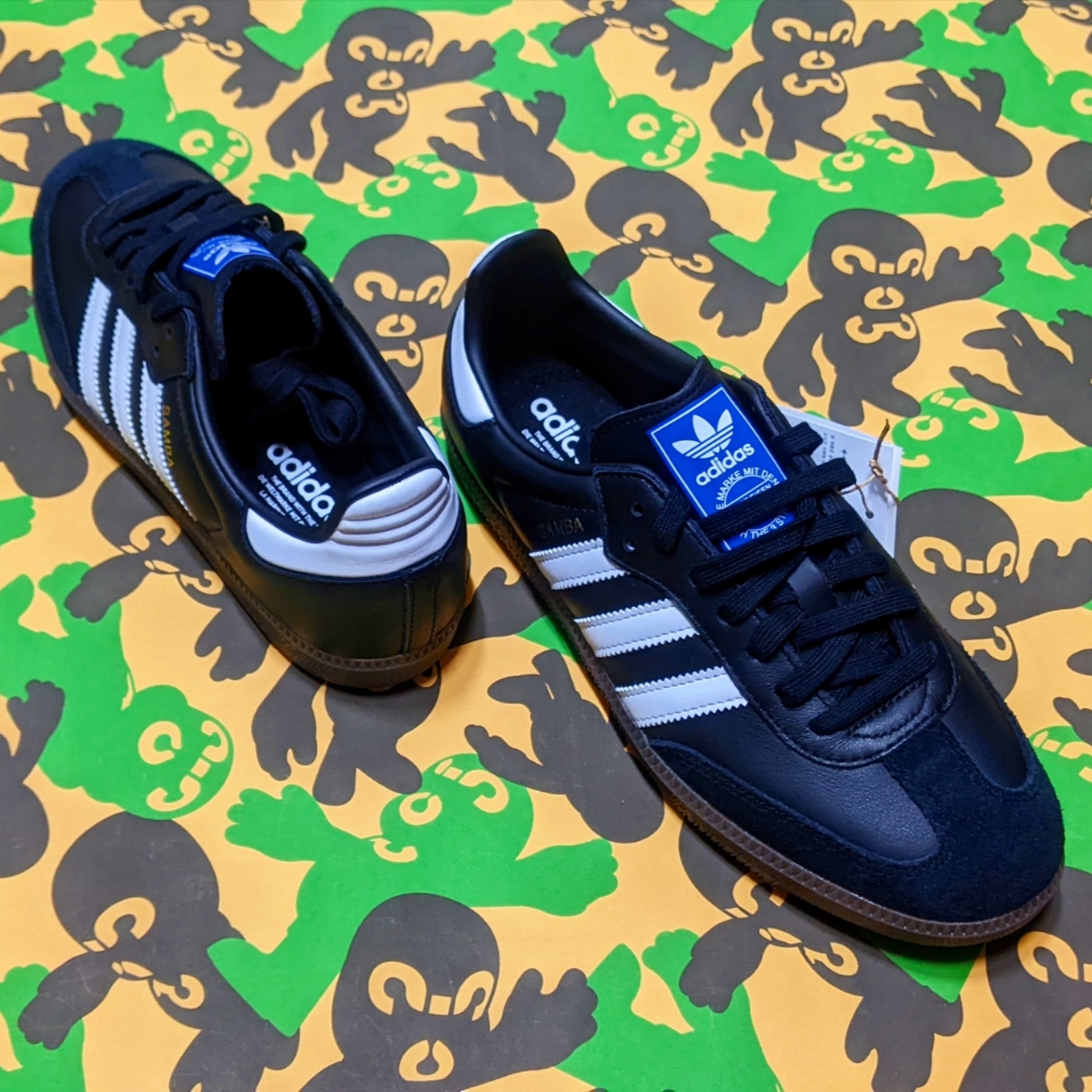 Adidas Samba OG Black White Gum 착용 스타일 - 3