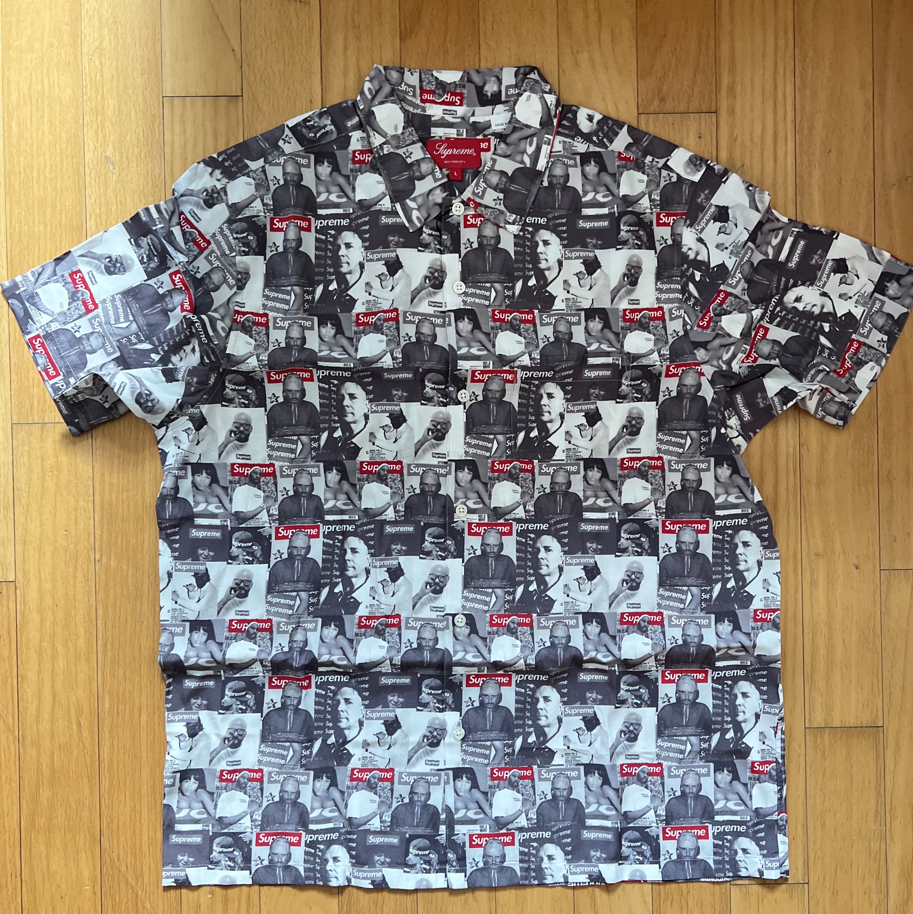 Supreme Magazine S/S Shirt Grey - 23SS 착용 스타일