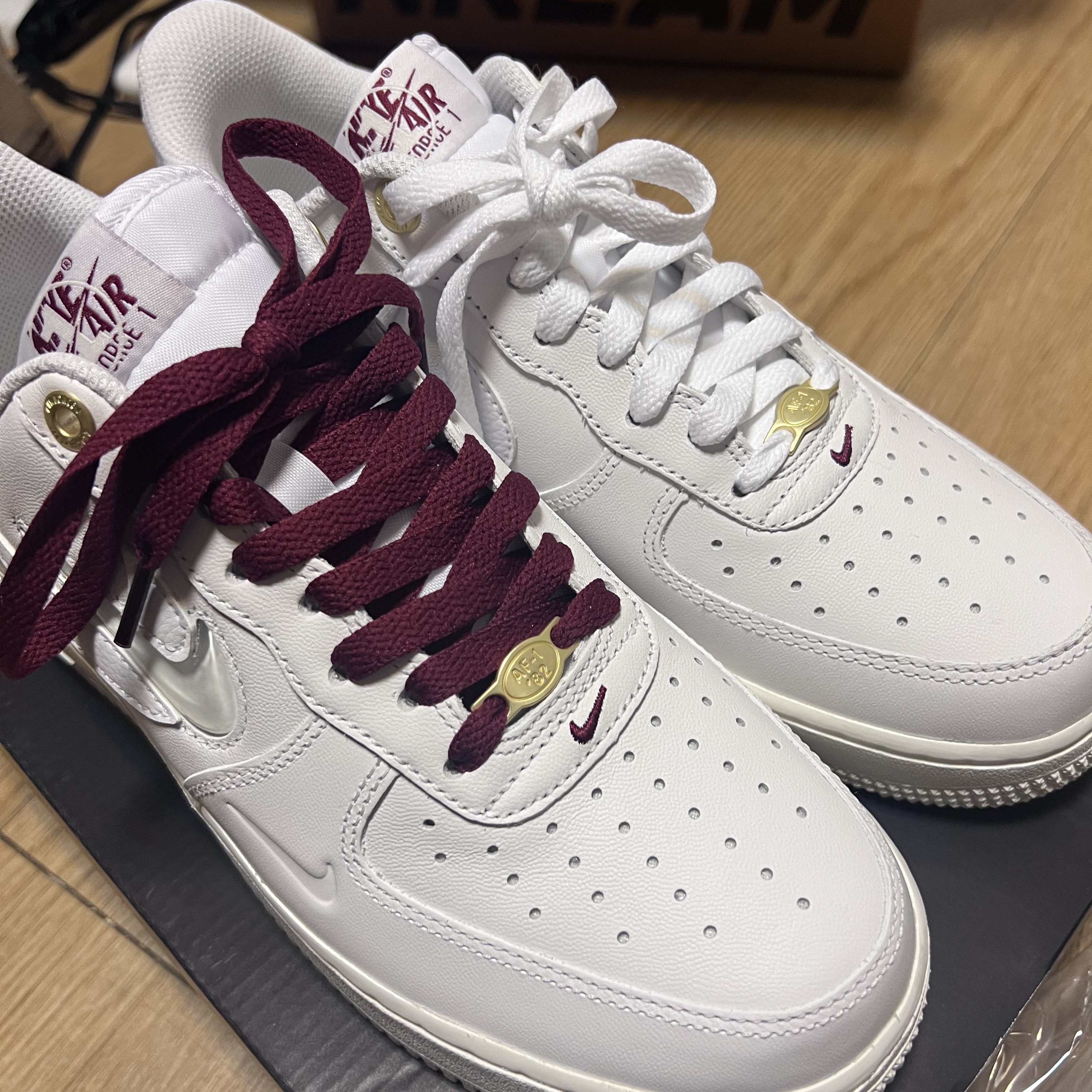 Nike Air Force 1 '07 PRM 40th Anniversary Join Forces White 착용 스타일 - 2