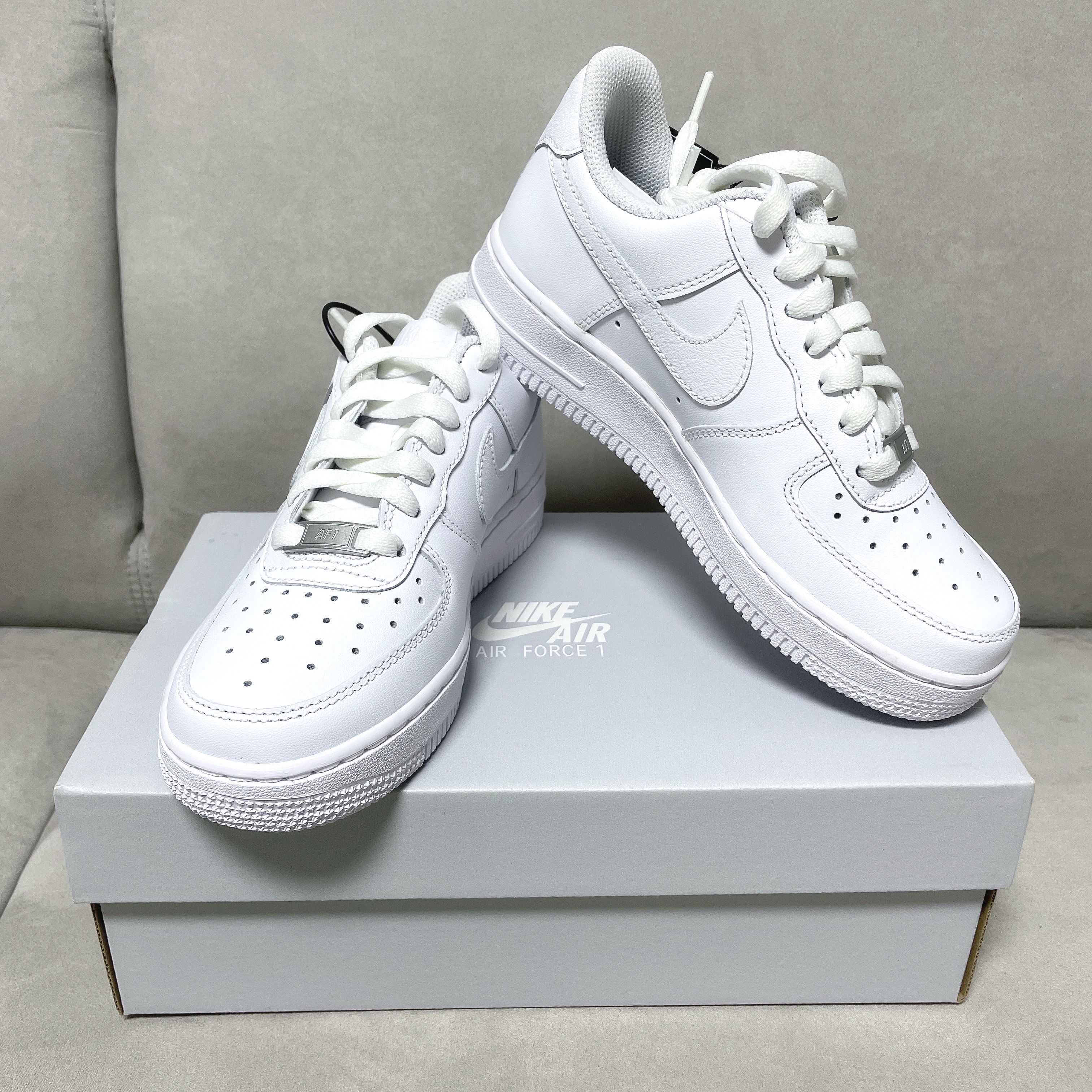 (W) Nike Air Force 1 '07 Low White 착용 스타일