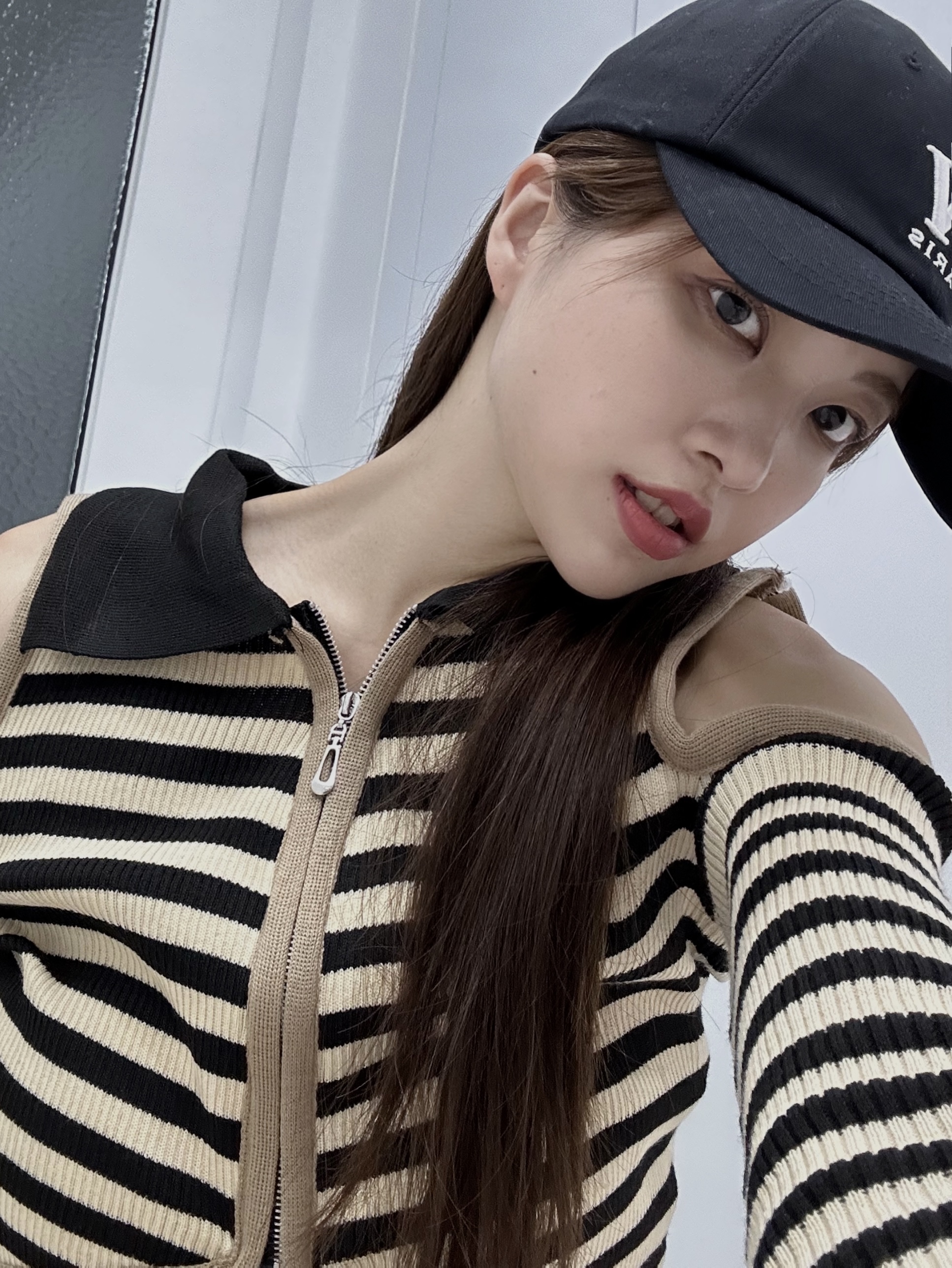 Wooyoungmi W Patch Ball Cap Black - 23SS 착용 스타일 - 5