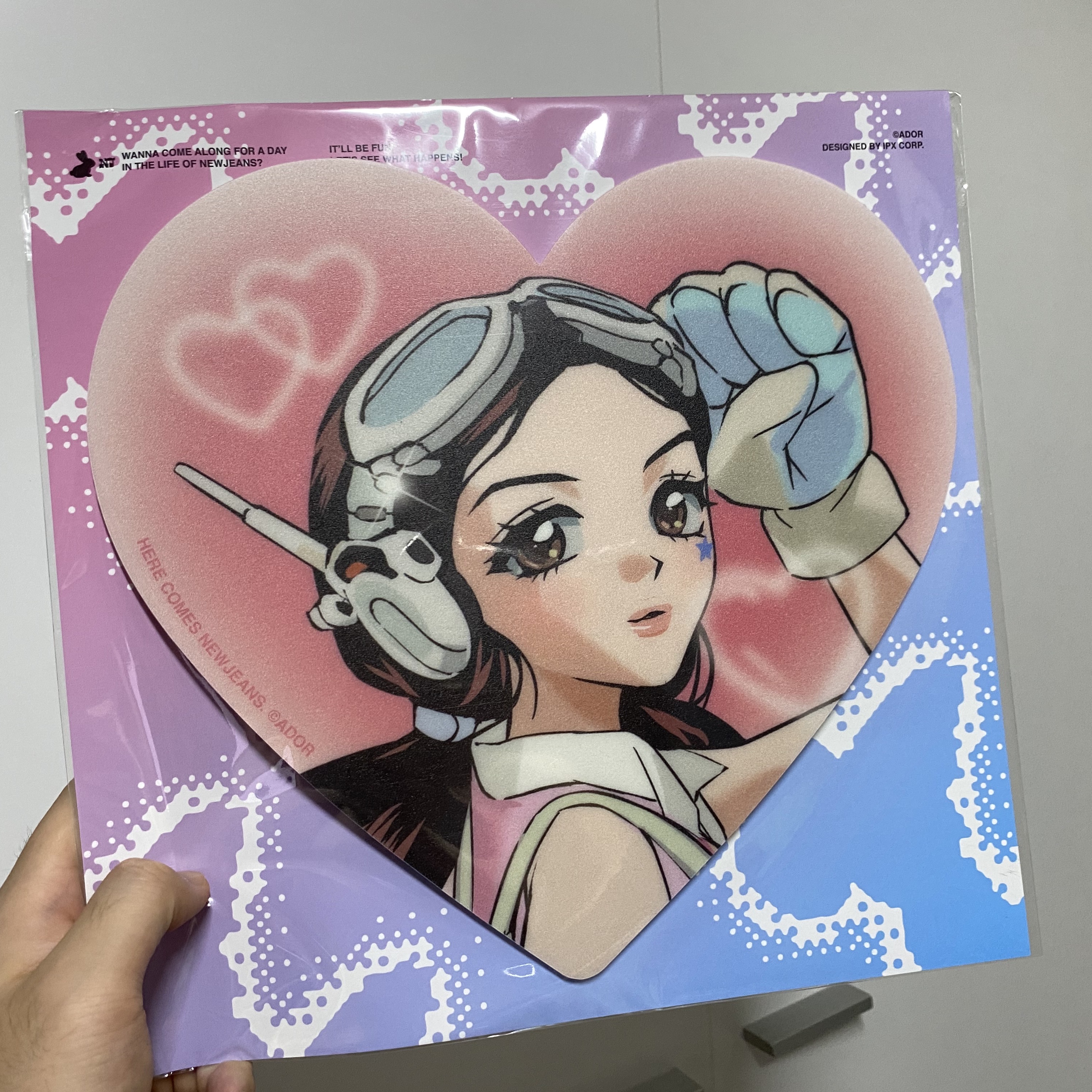 NewJeans Get Up Mouse Pad Danielle 착용 스타일