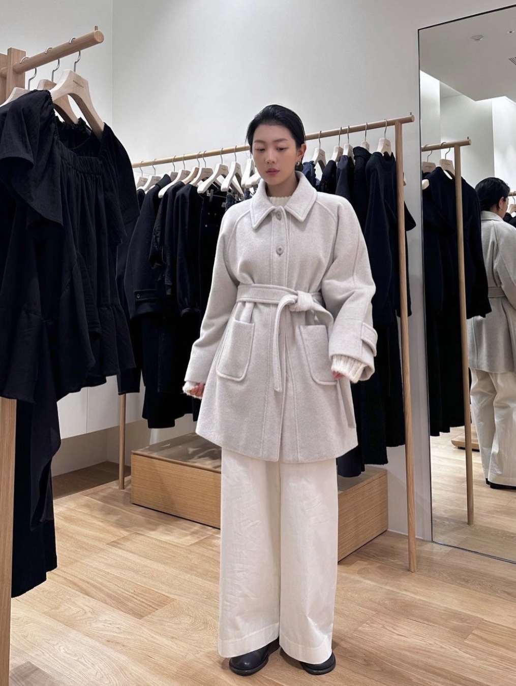 Kindersalmon Women Linus Half Coat Shell - FW23 착용 스타일