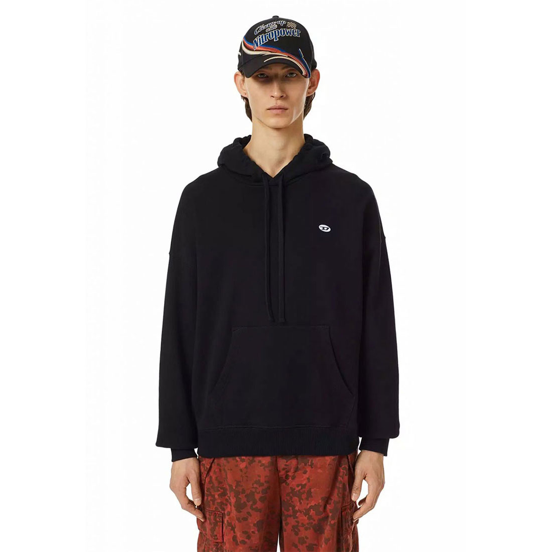 Diesel S-Rob-Hood-Doval-PJ Hoodie with Logo Patch Blue, Diesel Baseball Cap with Racing Embroidery Black 착용 스타일 - 2