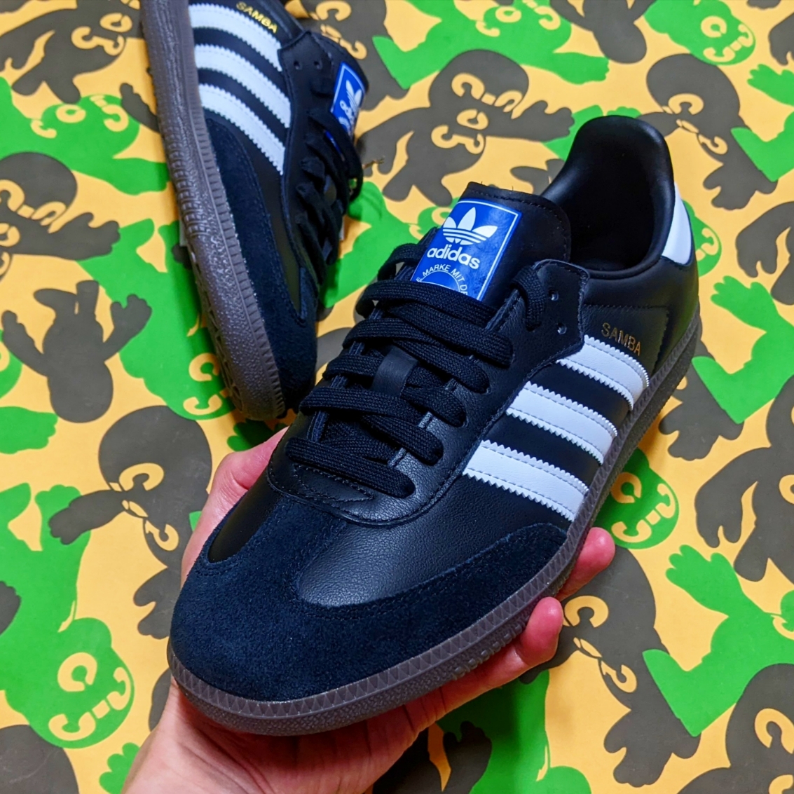 Adidas Samba OG Black White Gum 착용 스타일 - 2