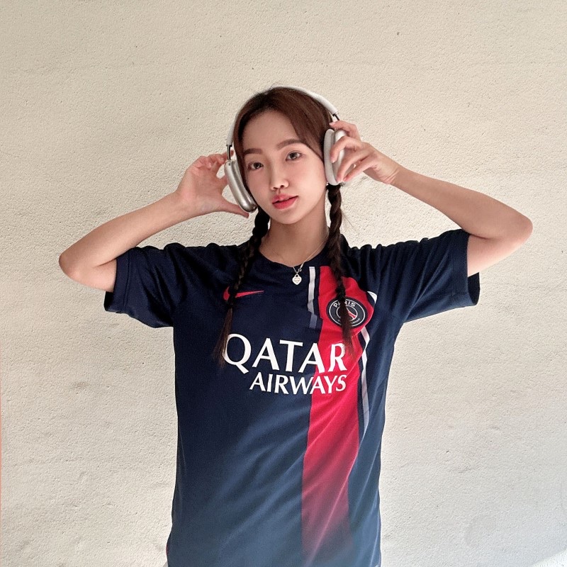 Nike Paris Saint-Germain 2023/24 Dri-Fit Stadium Home Jersey Midnight Navy (Non Marking Ver.) 착용 스타일 - 2