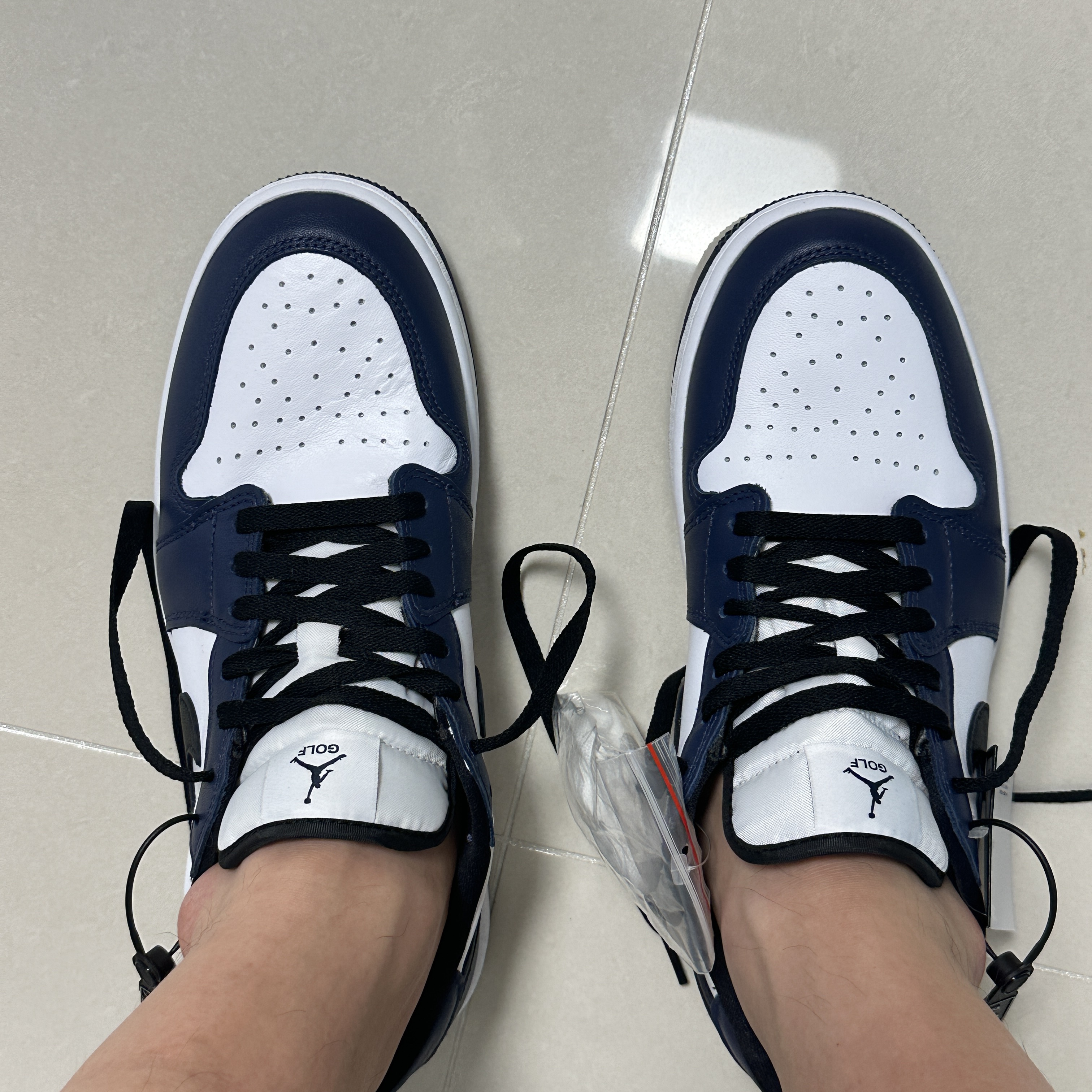 Jordan 1 Low Golf Midnight Navy 착용 스타일 - 2