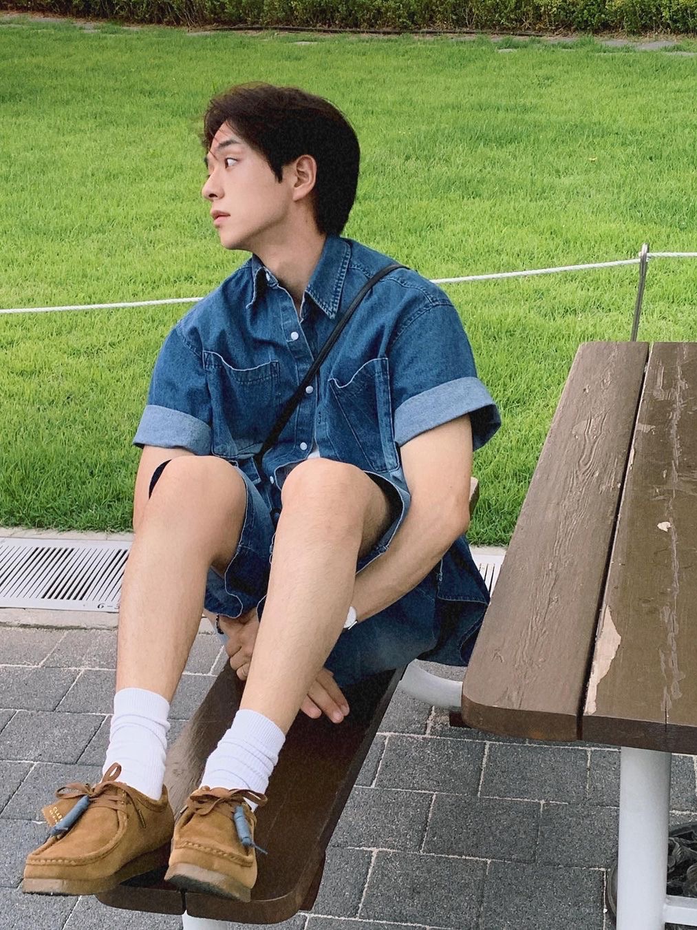 Clarks Wallabee Cola 착용 스타일 - 2