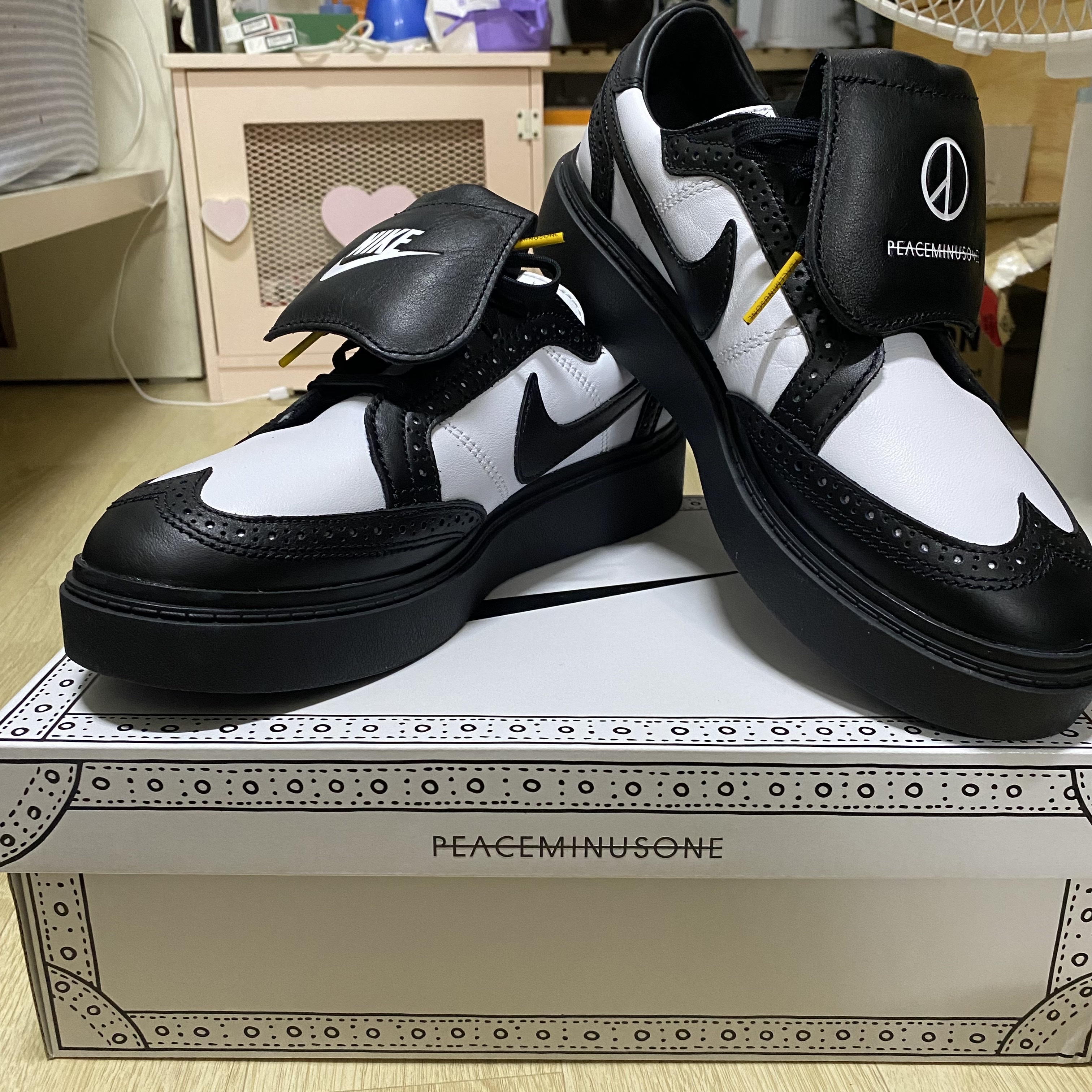 Nike x Peaceminusone Kwondo1 Black and White 착용 스타일 - 2