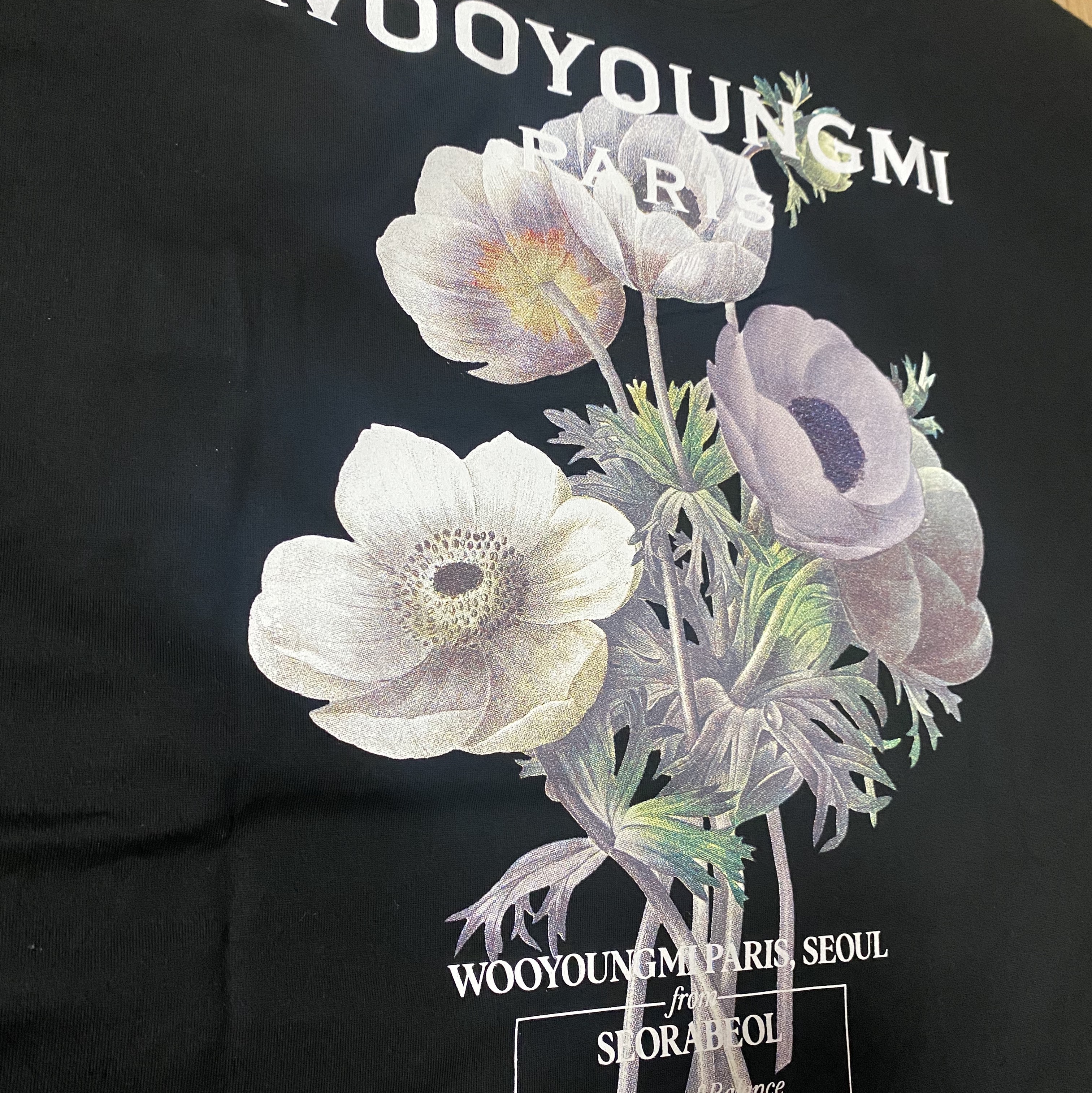 Wooyoungmi Flower Print Back Logo T-Shirt Black - 23FW 착용 스타일