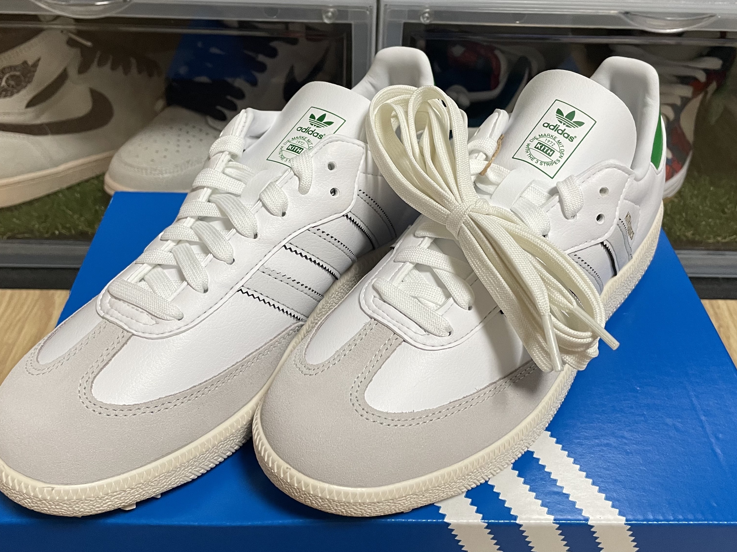 Adidas x Kith Samba Golf White Dash Grey 착용 스타일 - 3