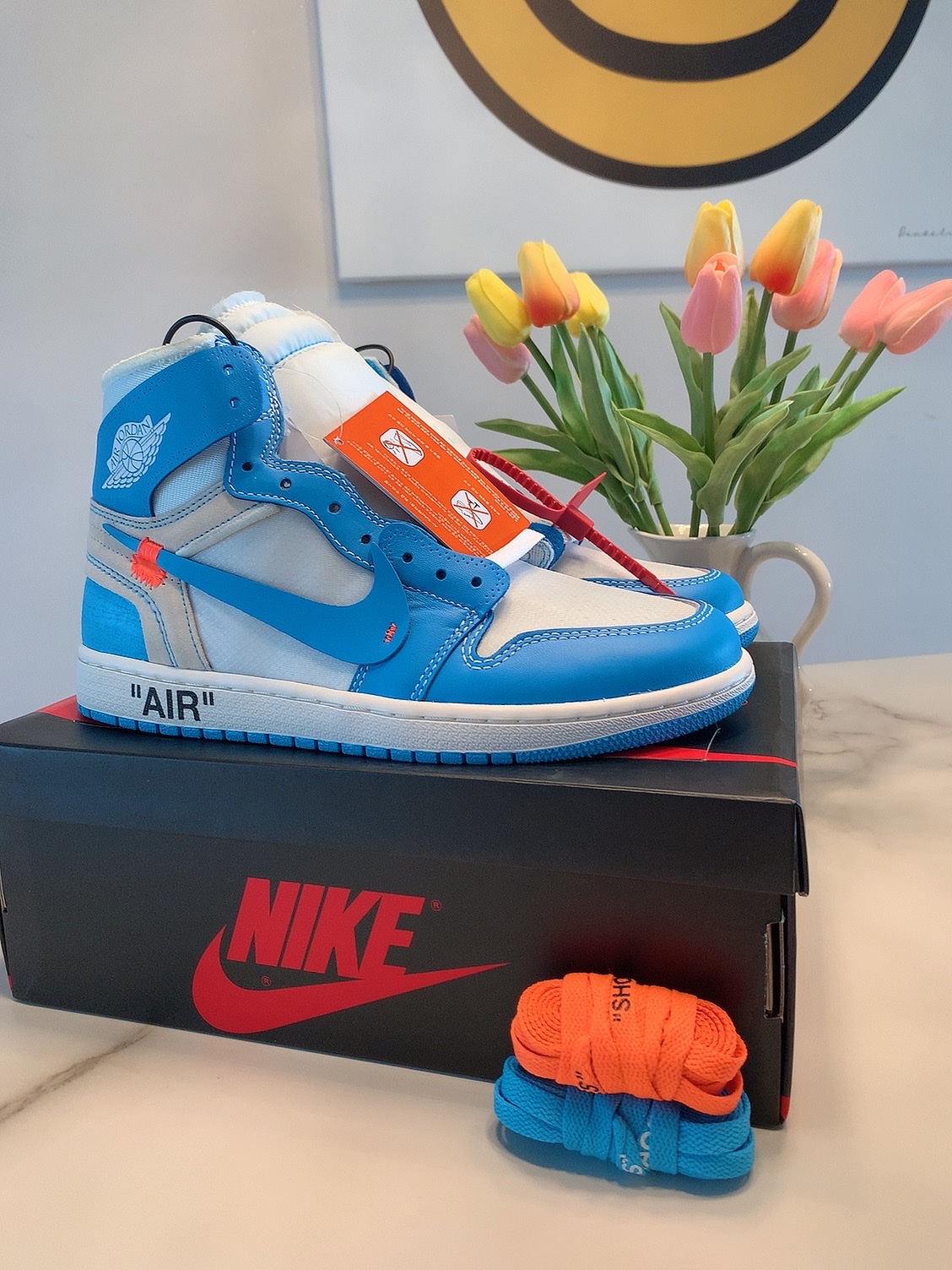 Jordan 1 x Off-White Retro High University Blue 착용 스타일