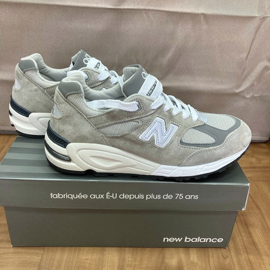 New Balance 990v2 Made in USA Grey 착용 스타일